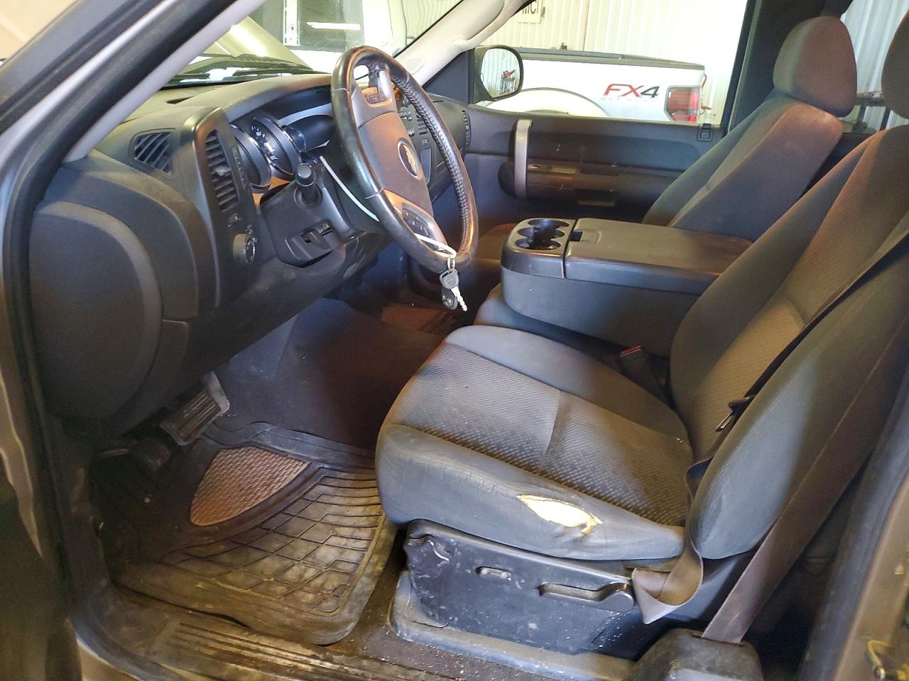 2008 Chevrolet Silverado K1500 Silver vin: 2GCEK19JX81303885