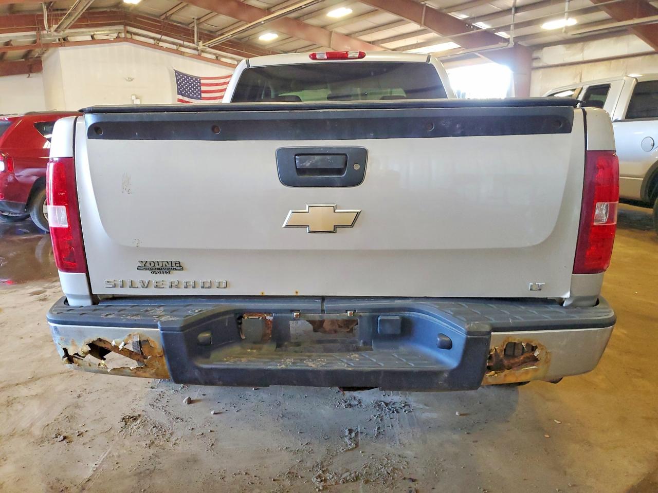2008 Chevrolet Silverado K1500 Silver vin: 2GCEK19JX81303885