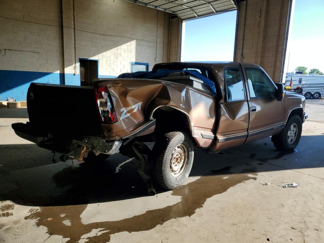 1994 Chevrolet Gmt-400 K1500 Brown vin: 2GCEK19K0R1158057