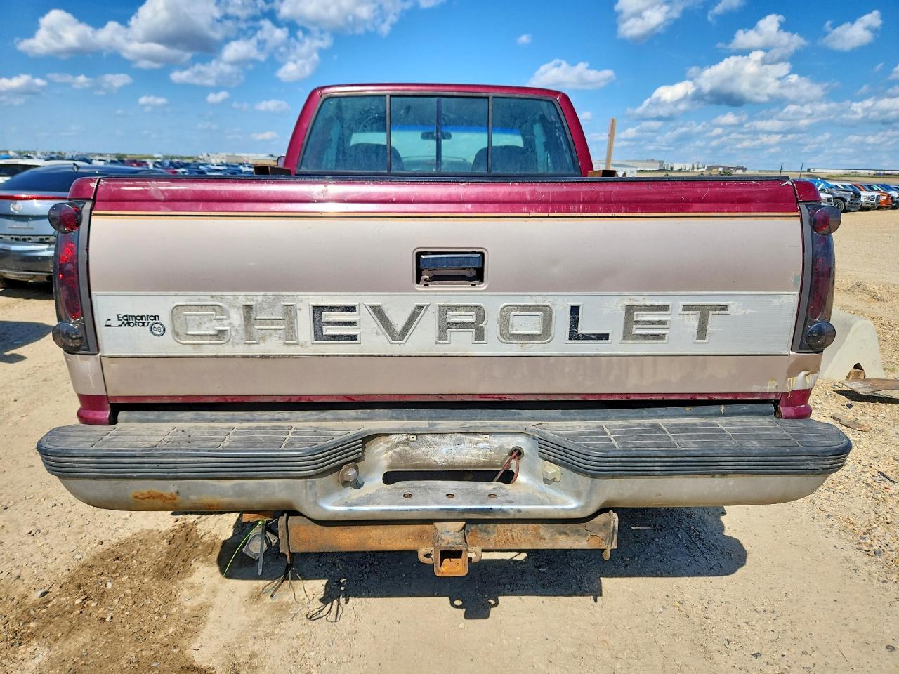 1993 Chevrolet Gmt-400 K1500 Two Tone vin: 2GCEK19K1P1271352