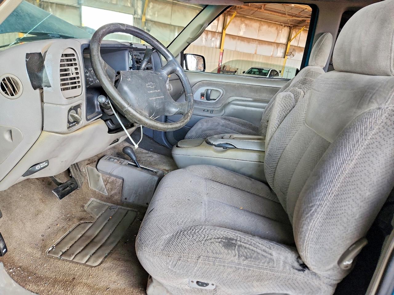 1995 Chevrolet Gmt-400 K1500 Green vin: 2GCEK19K3S1142974