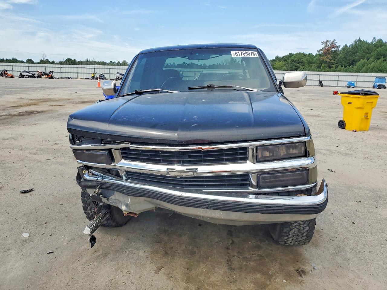1990 Chevrolet Gmt-400 K1500 Black vin: 2GCEK19K7L1182248