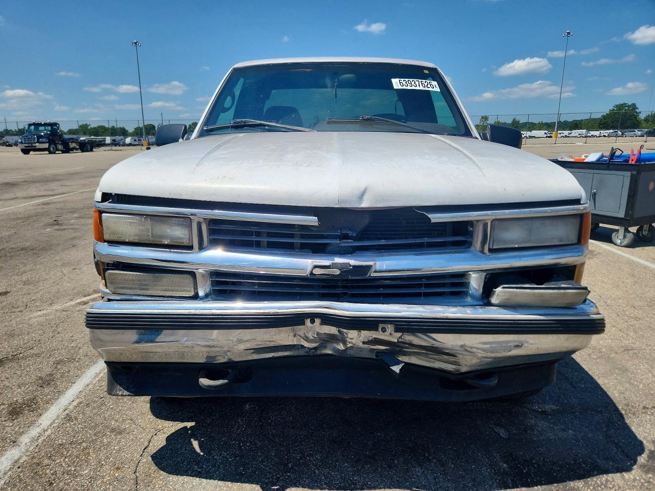 1995 Chevrolet Gmt-400 K1500 White vin: 2GCEK19K8S1262124