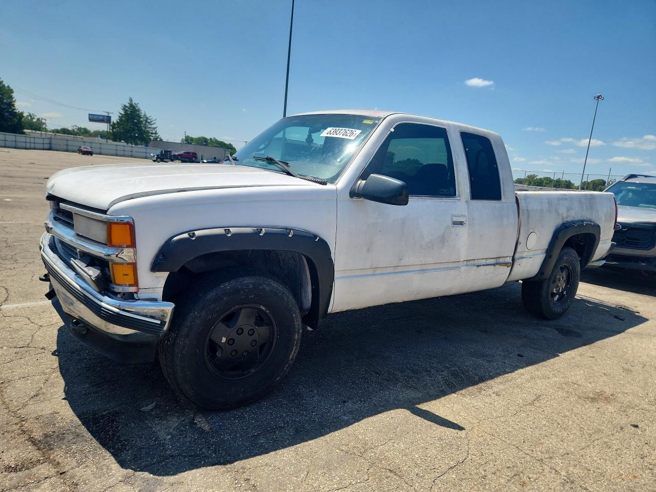 1995 Chevrolet Gmt-400 K1500 White vin: 2GCEK19K8S1262124