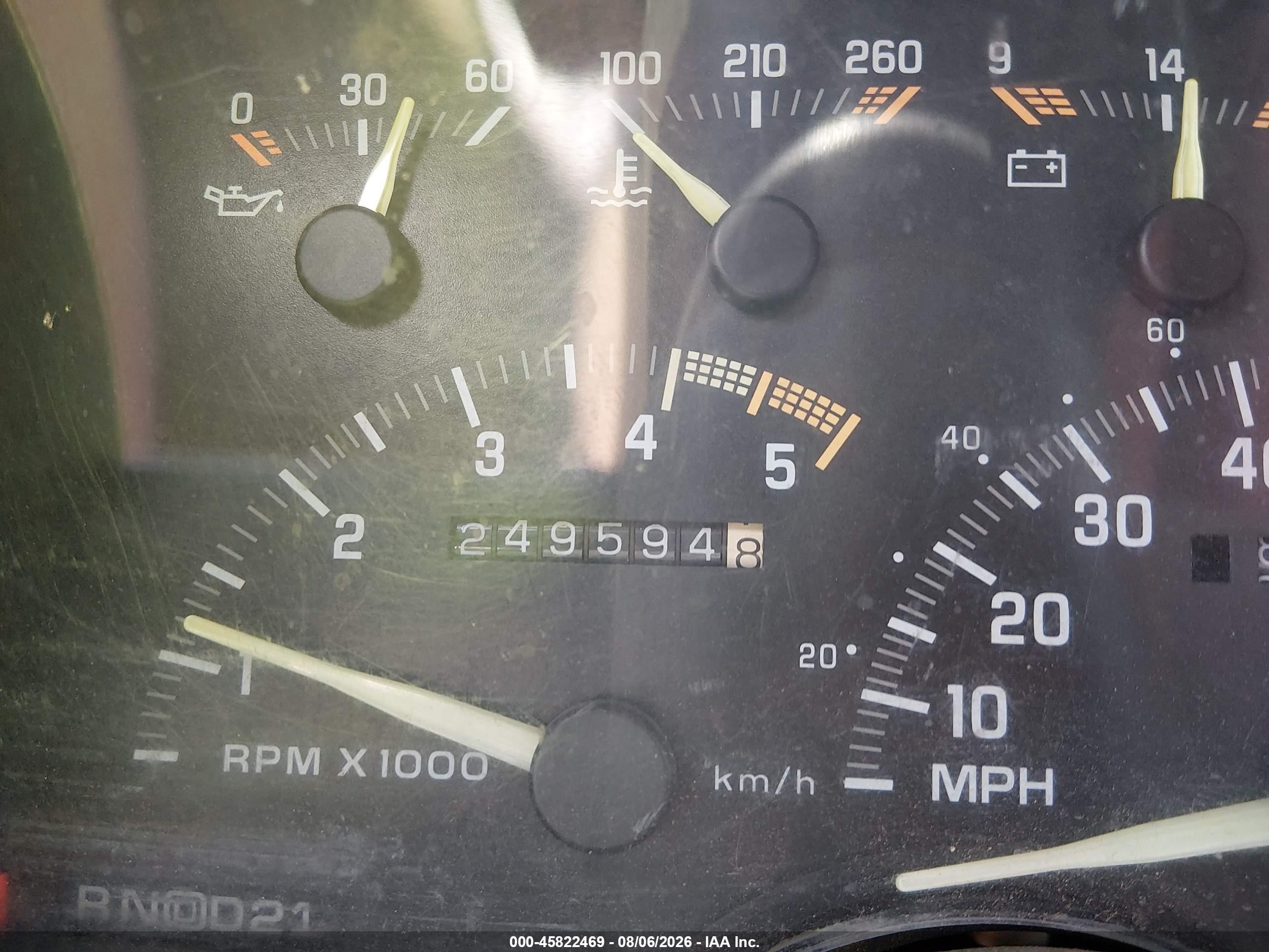 1993 Chevrolet Gmt-400 K1500 White vin: 2GCEK19K9P1196187