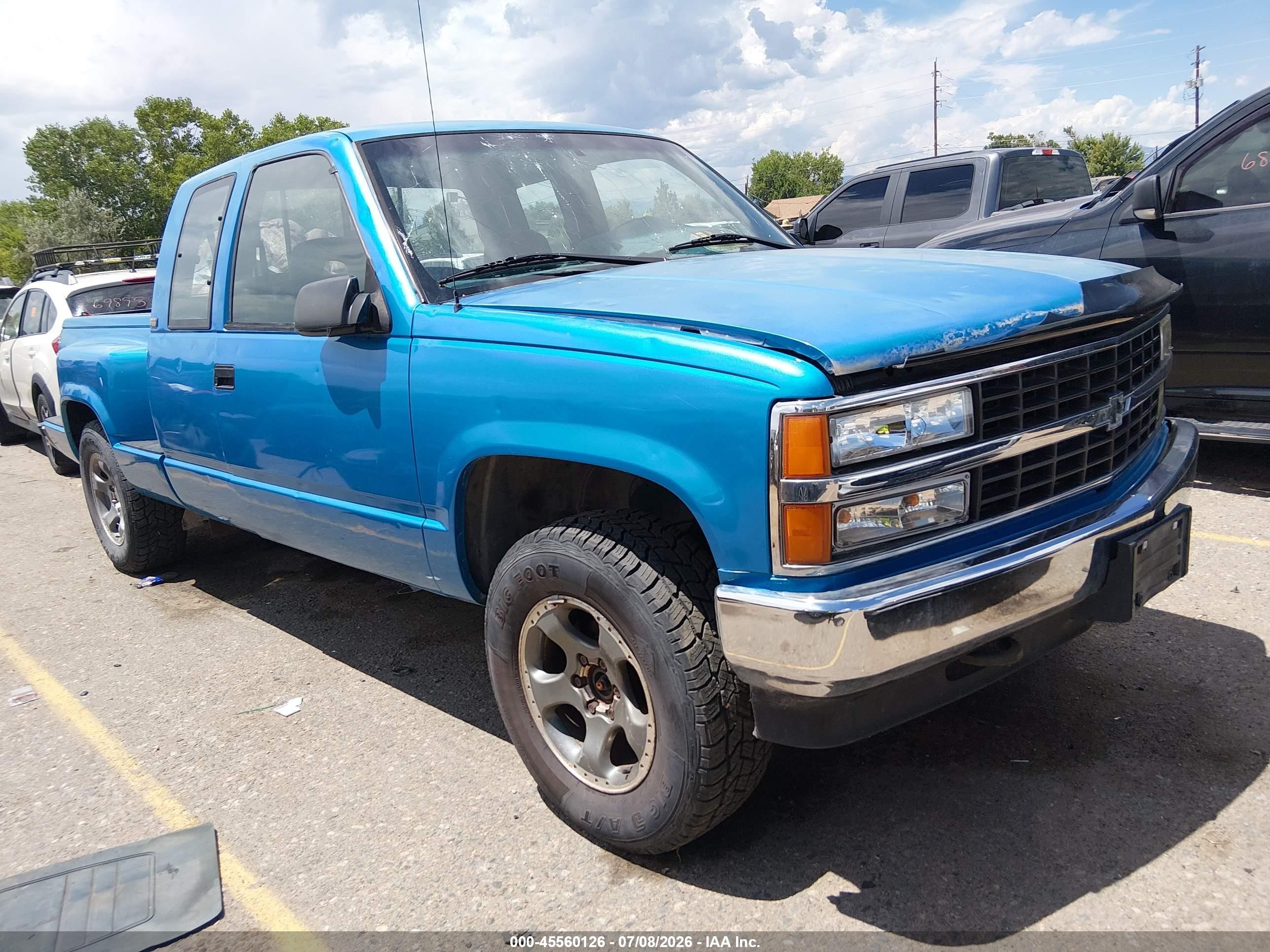 1992 Chevrolet Gmt-400 K1500 Blue vin: 2GCEK19KXN1248522