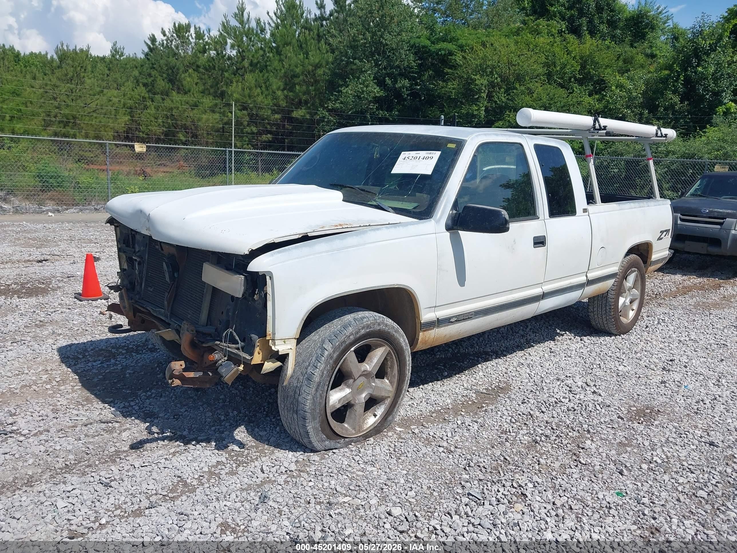 1995 Chevrolet Gmt-400 K1500 White vin: 2GCEK19KXS1193856