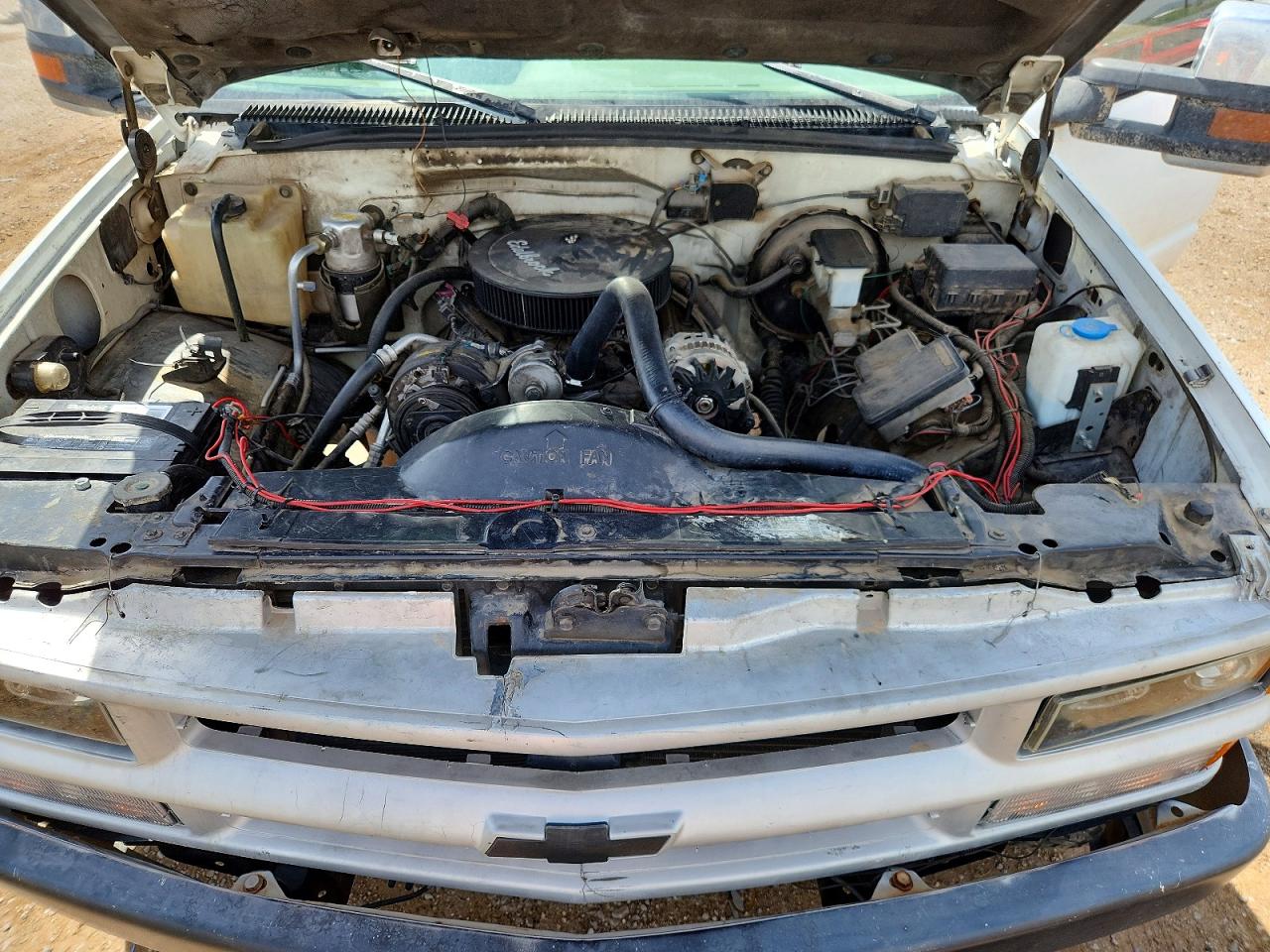 1995 Chevrolet Gmt-400 K1500 White vin: 2GCEK19KXS1269012