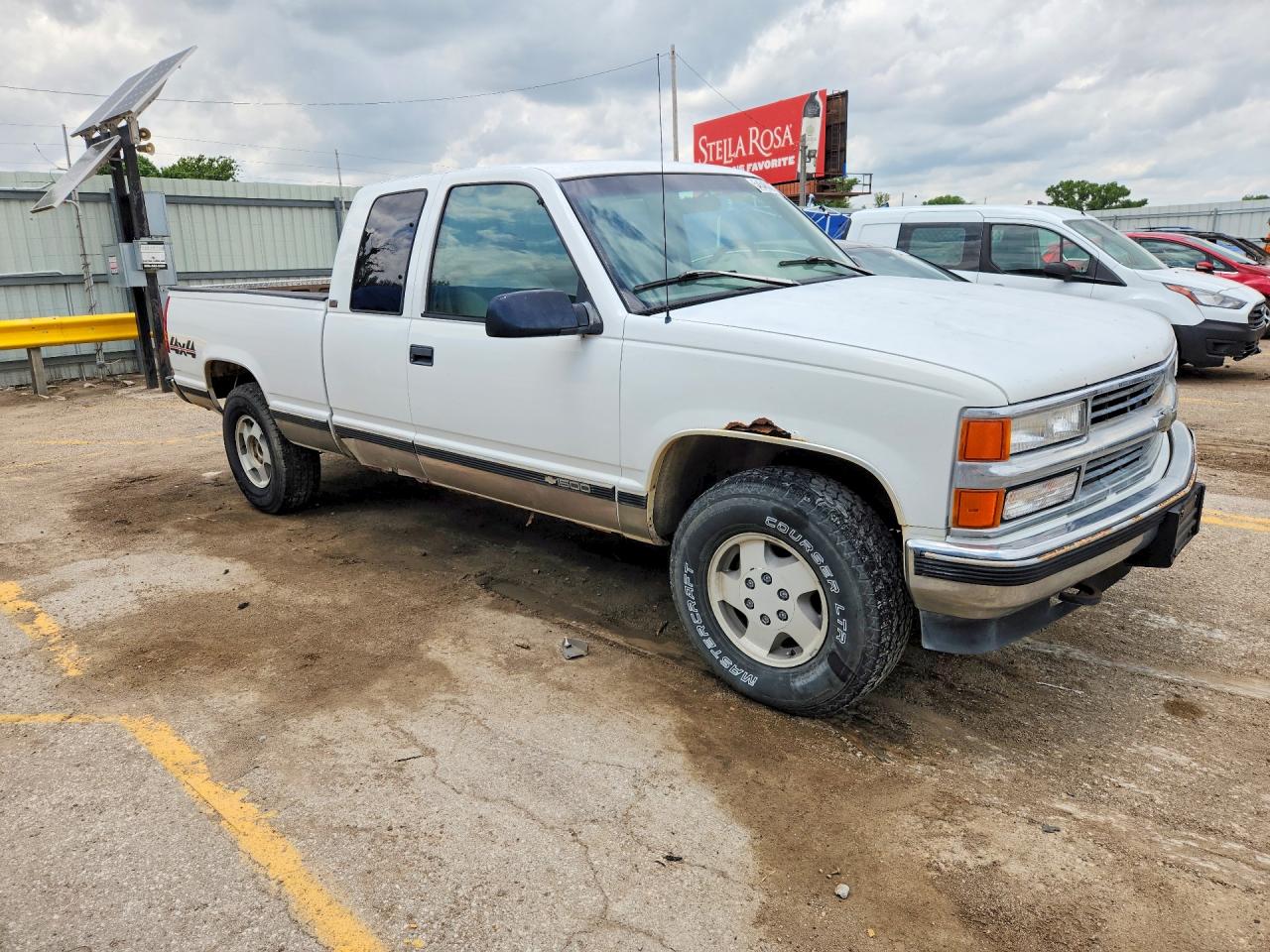 1995 Chevrolet Gmt-400 K1500 White vin: 2GCEK19KXS1293438