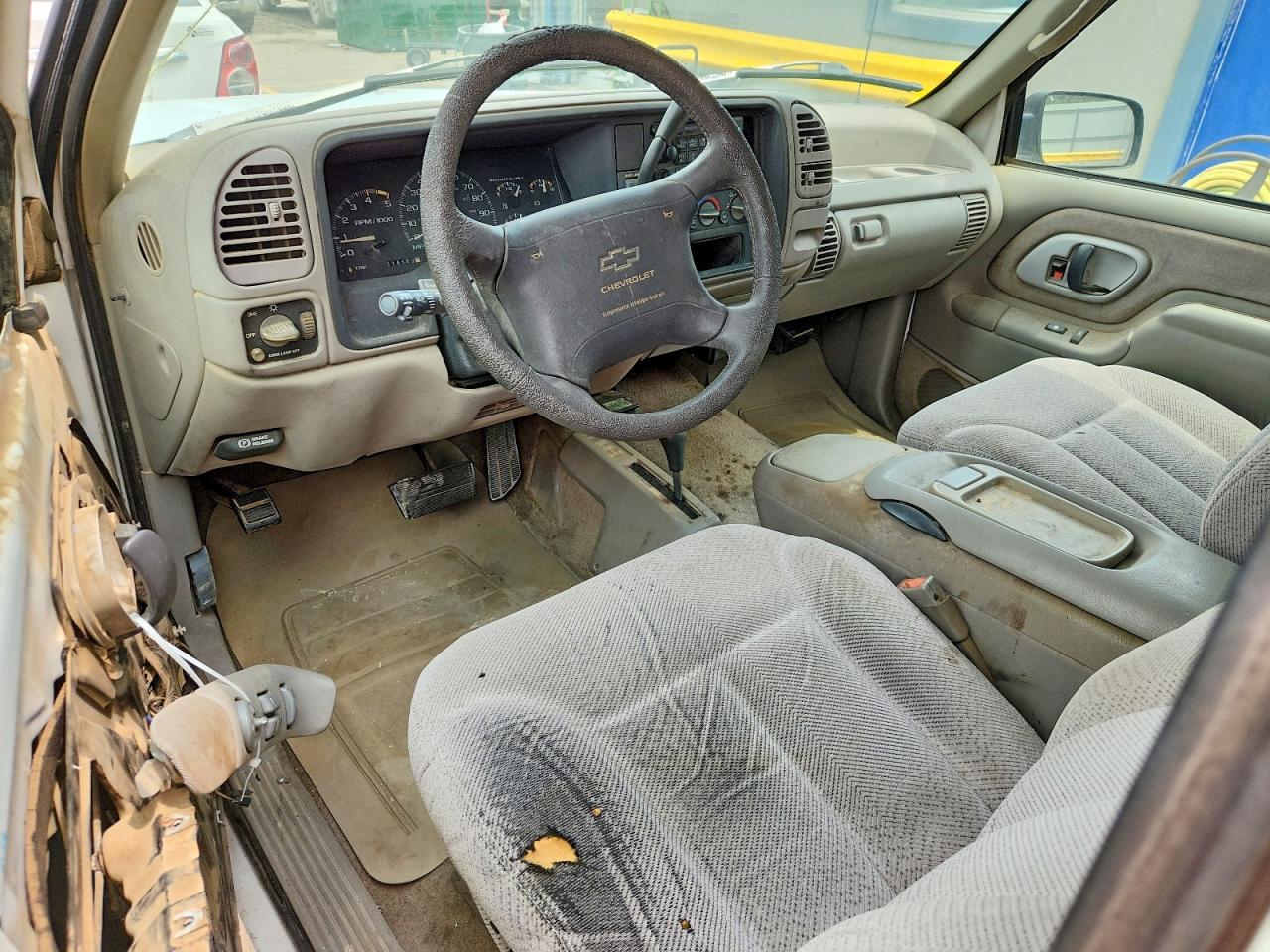 1995 Chevrolet Gmt-400 K1500 White vin: 2GCEK19KXS1293438