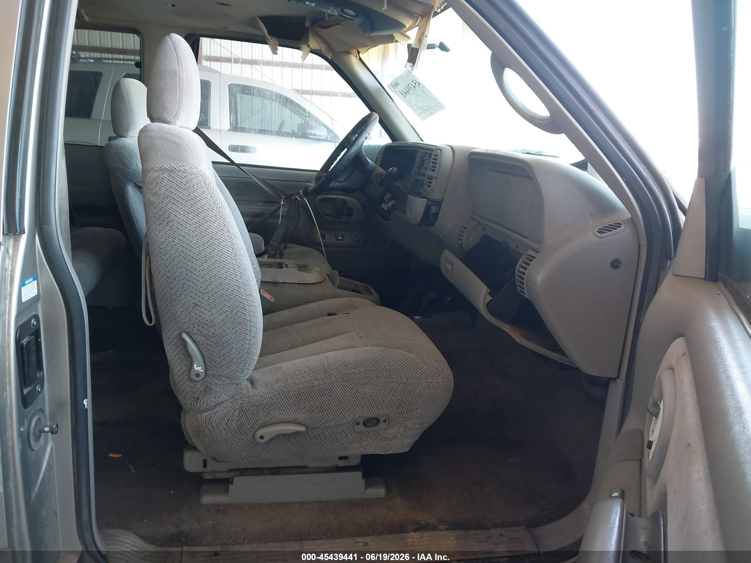 1998 Chevrolet C/k 1500 Fleetside Gold vin: 2GCEK19M6W1125559