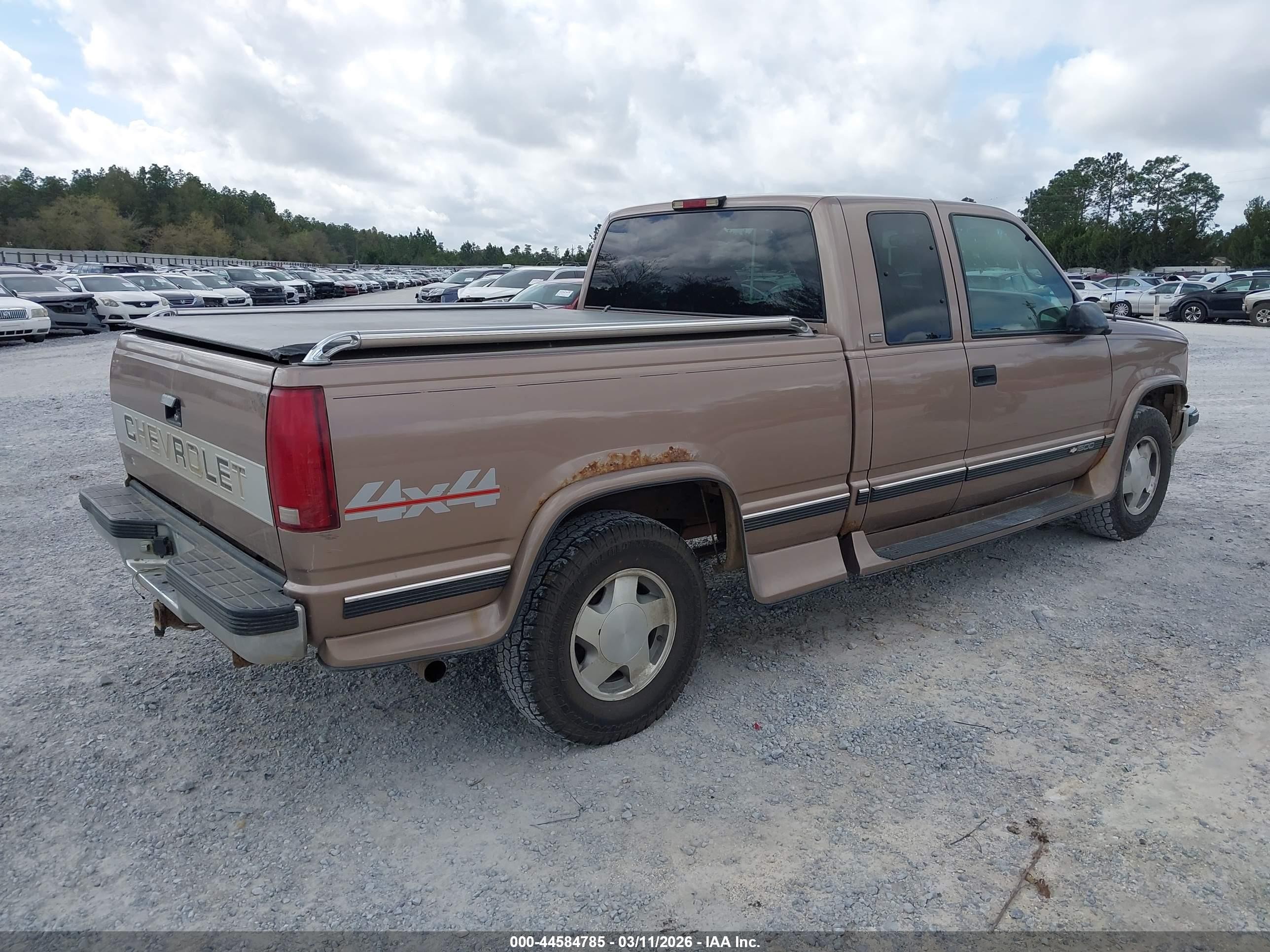 1997 Chevrolet K1500 Fleetside Желто-коричневый vin: 2GCEK19M7V1159041