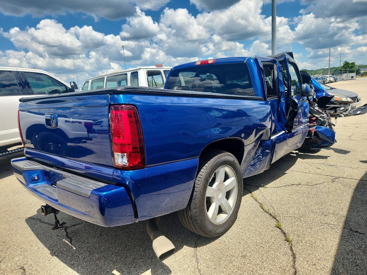 2003 Chevrolet Silverado K1500 Blue vin: 2GCEK19N131401165