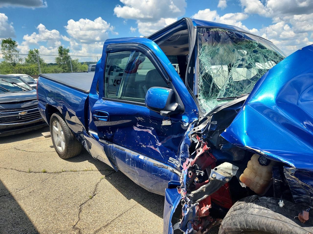 2003 Chevrolet Silverado K1500 Blue vin: 2GCEK19N131401165