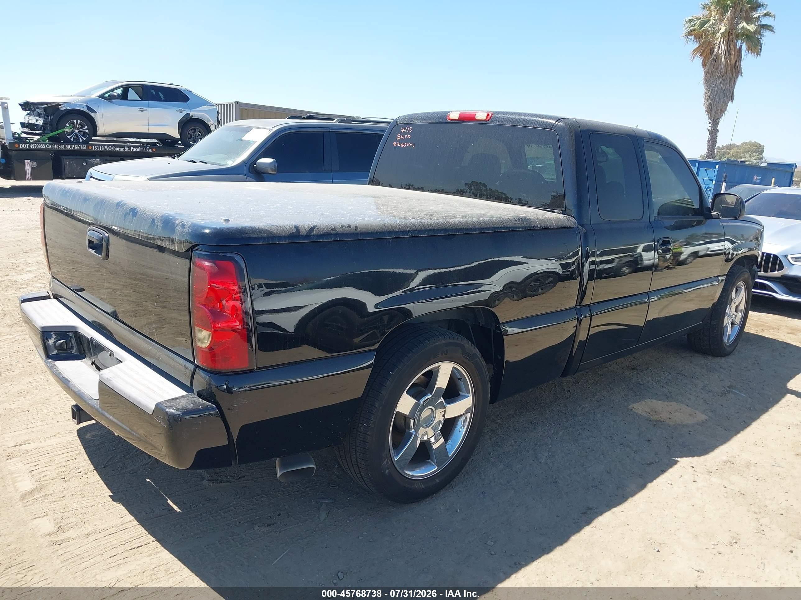 2005 Chevrolet Silverado 1500 Ss Черный vin: 2GCEK19N151361396