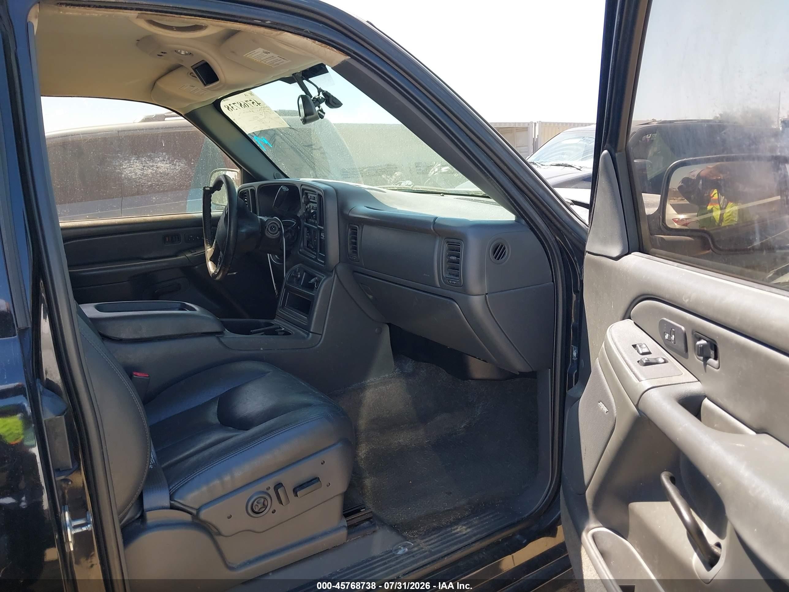 2005 Chevrolet Silverado 1500 Ss Черный vin: 2GCEK19N151361396
