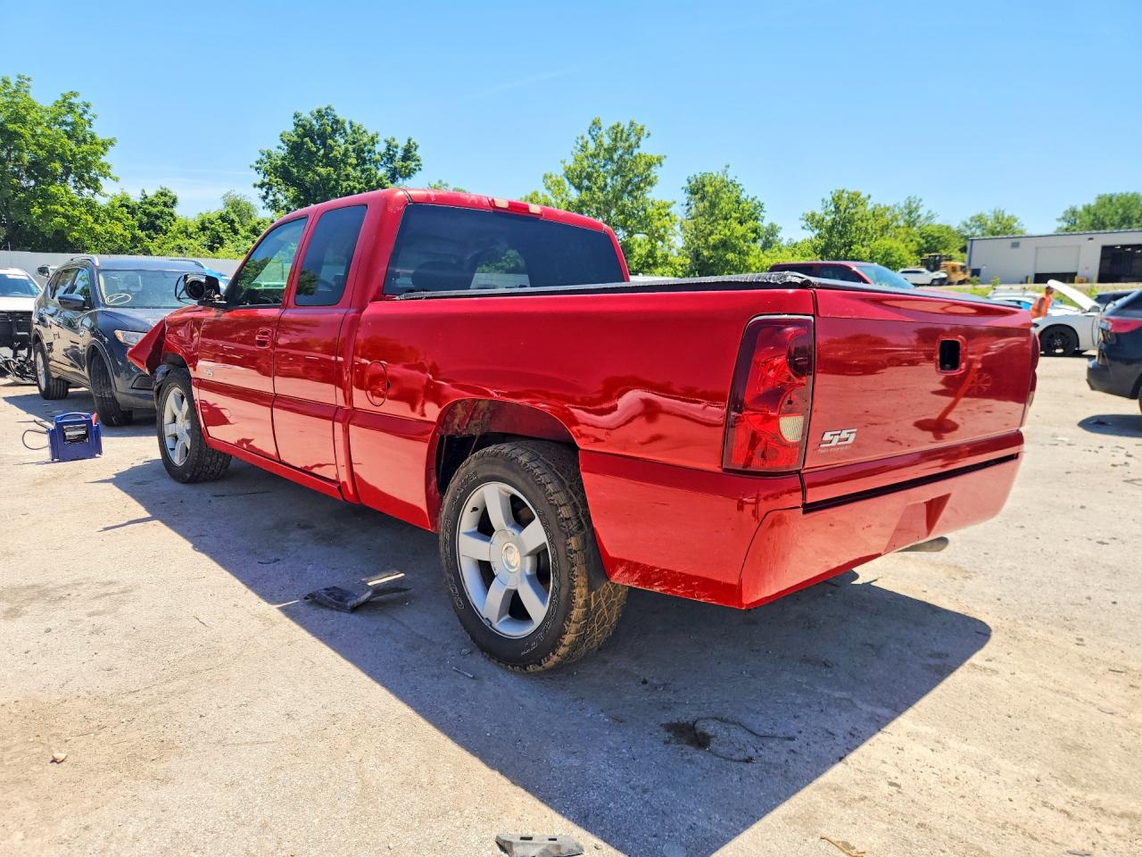 2003 Chevrolet Silverado K1500 Красный vin: 2GCEK19N331343723