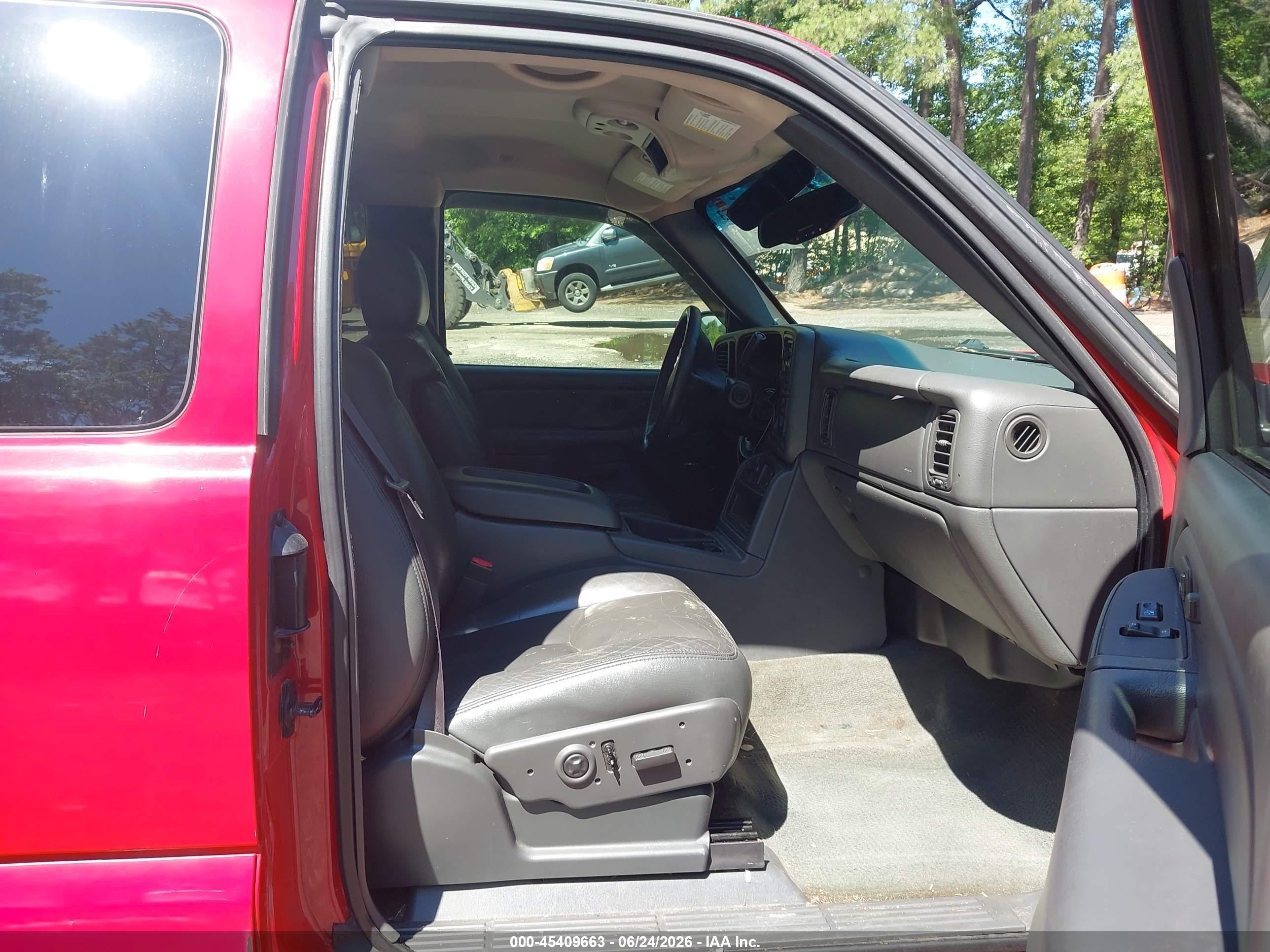 2004 Chevrolet Silverado 1500 Ss Red vin: 2GCEK19N641189817