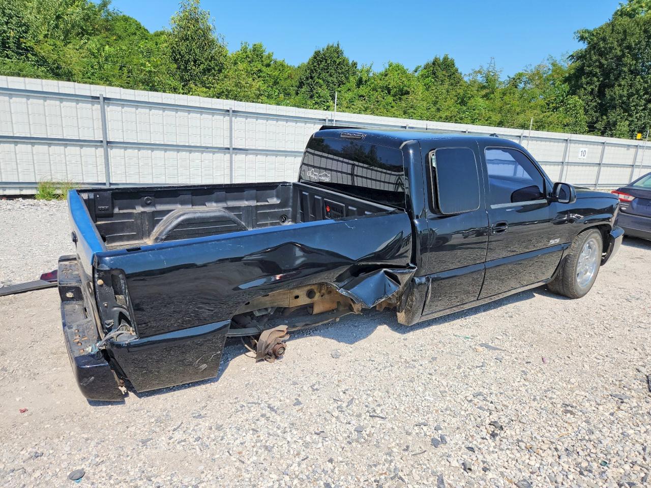 2003 Chevrolet Silverado K1500 Black vin: 2GCEK19N731387949