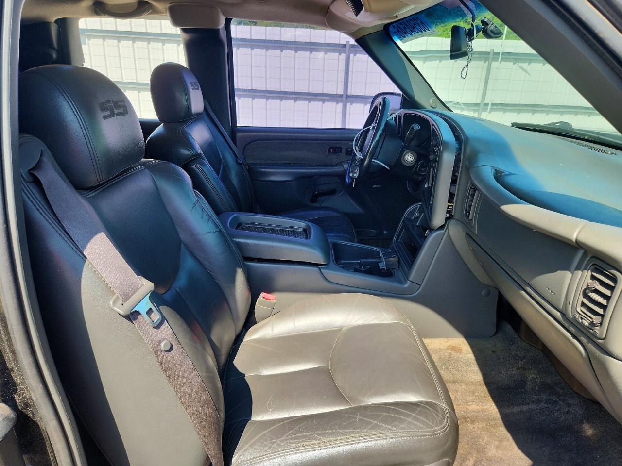 2003 Chevrolet Silverado K1500 Black vin: 2GCEK19N731387949