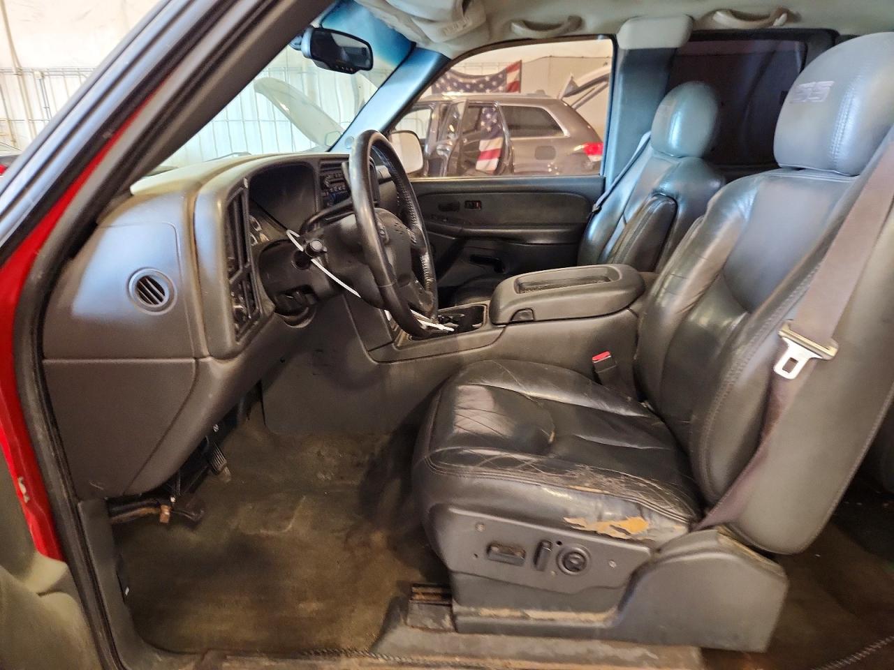 2003 Chevrolet Silverado K1500 Red vin: 2GCEK19N831373655