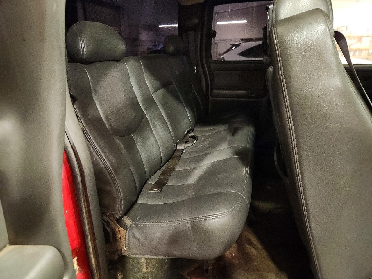 2003 Chevrolet Silverado K1500 Red vin: 2GCEK19N831373655