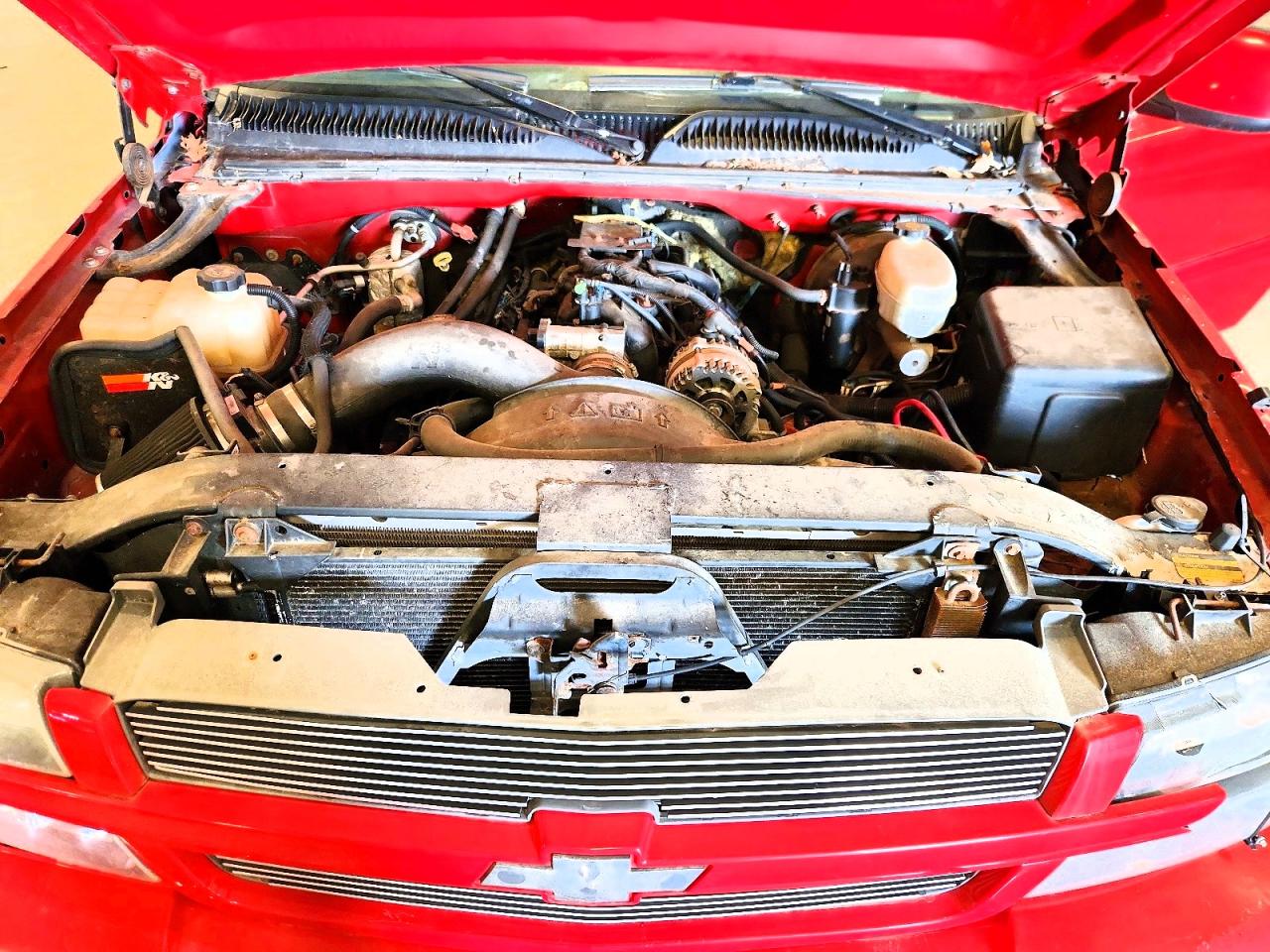 2003 Chevrolet Silverado K1500 Red vin: 2GCEK19N831373655