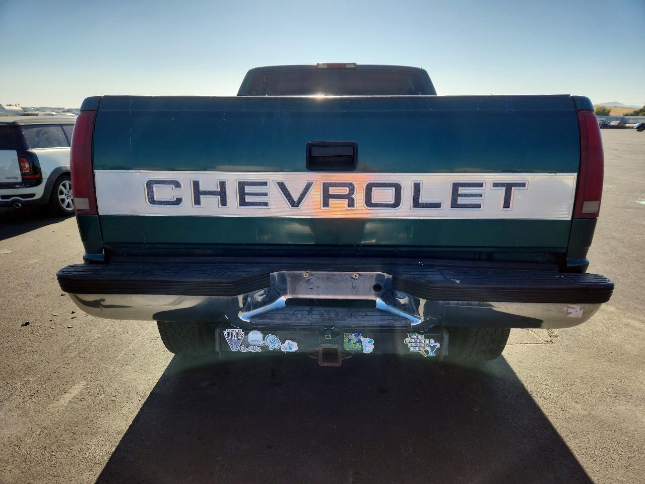 1996 Chevrolet Gmt-400 K1500 Green vin: 2GCEK19R0T1170309