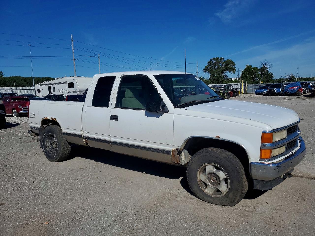 1996 Chevrolet Silverado 1500 White vin: 2GCEK19R0T1237846