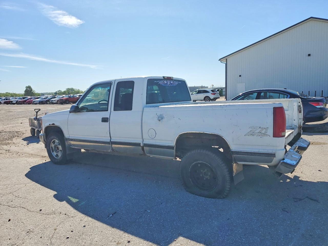 1996 Chevrolet Silverado 1500 White vin: 2GCEK19R0T1237846