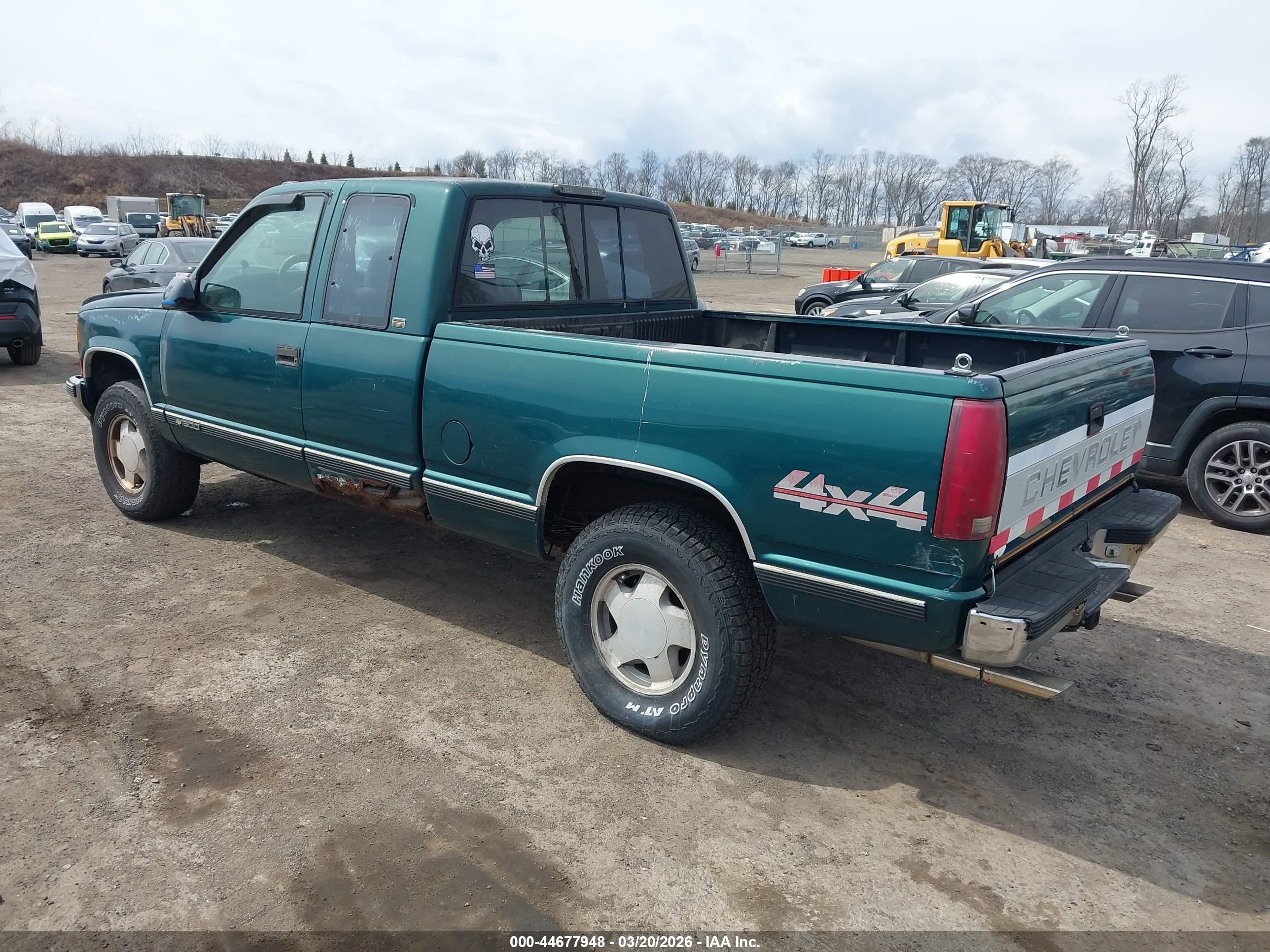 1997 Chevrolet K1500 Fleetside Green vin: 2GCEK19R0V1135028