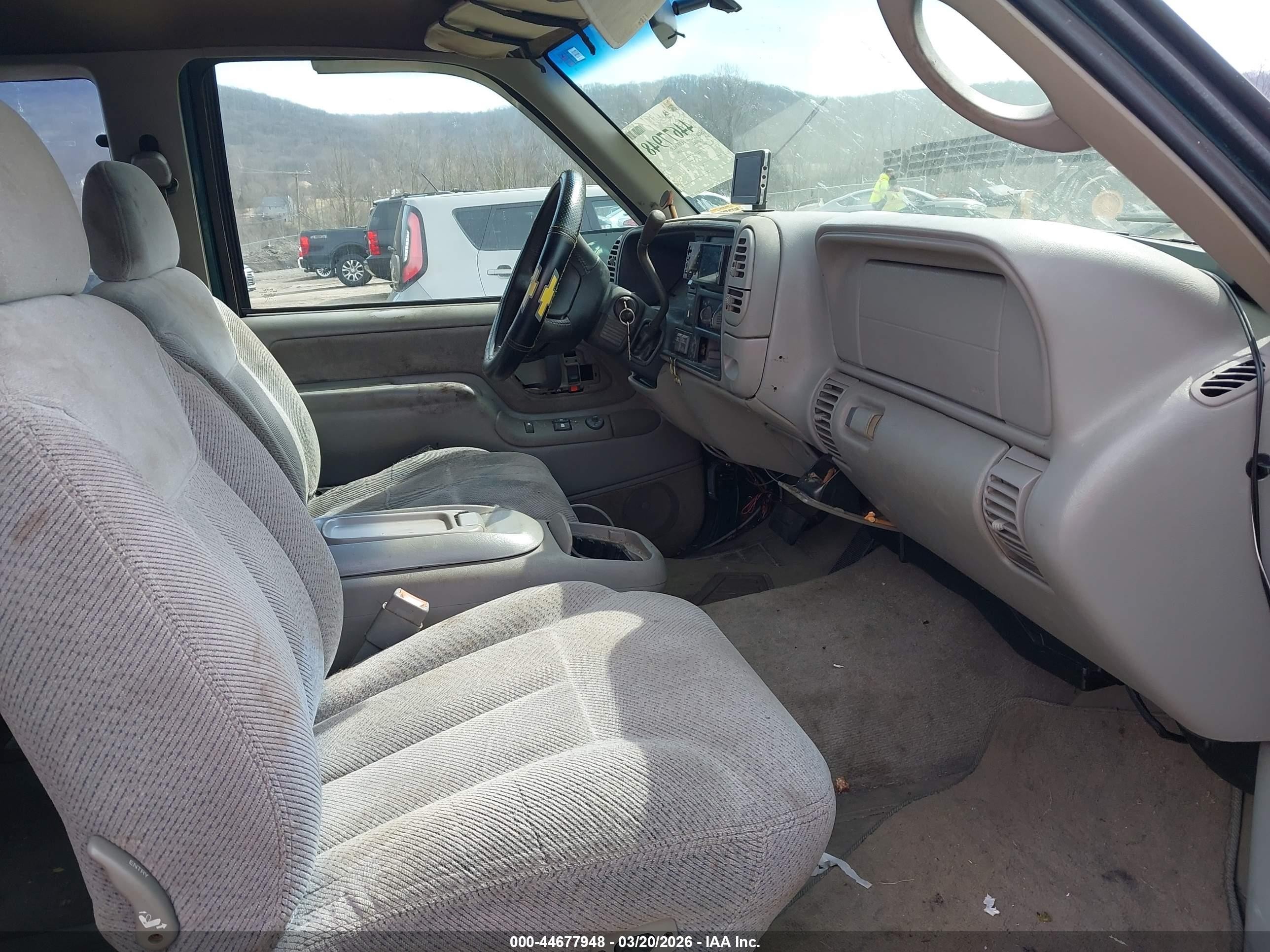 1997 Chevrolet K1500 Fleetside Green vin: 2GCEK19R0V1135028