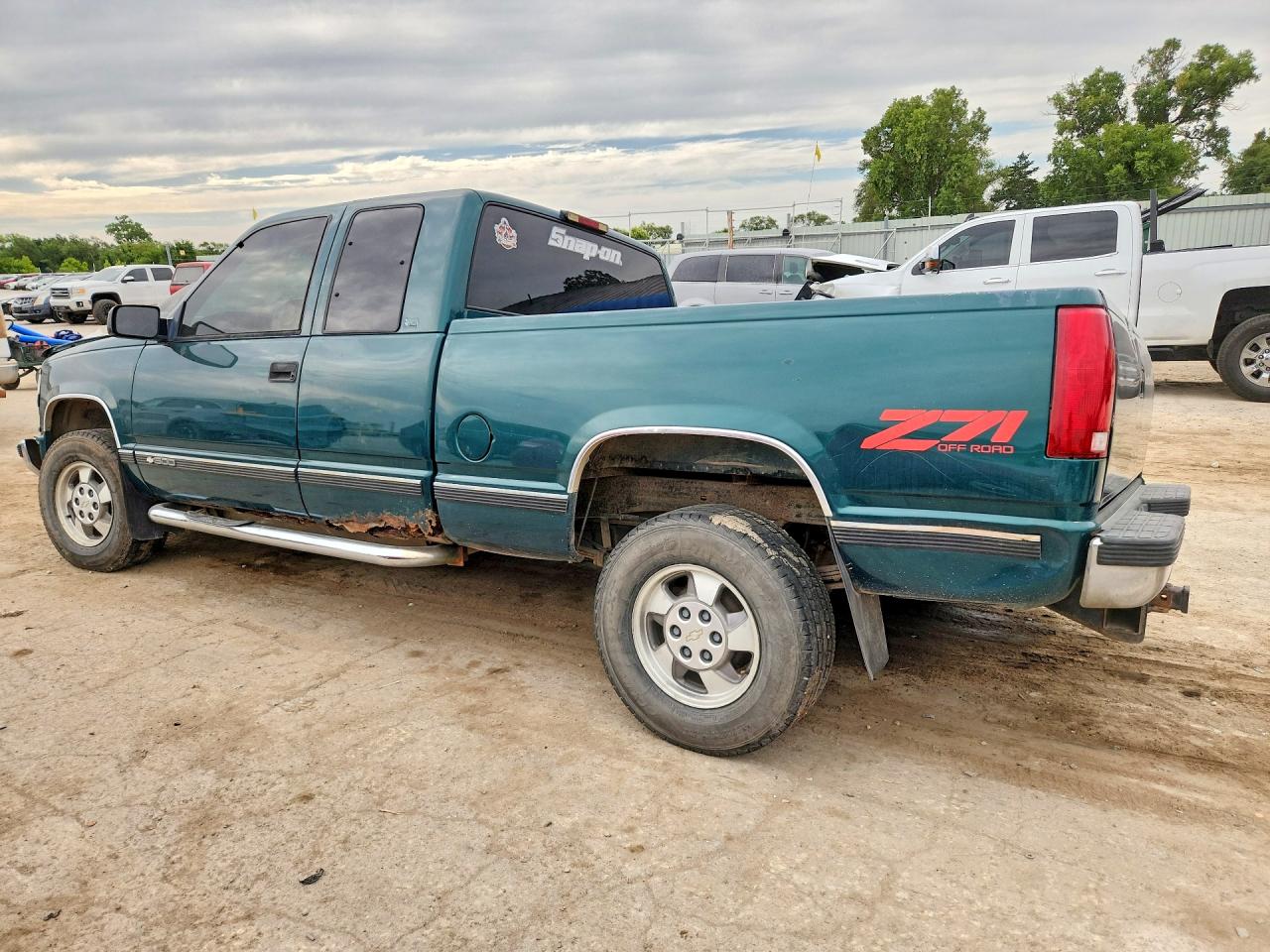 1997 Chevrolet Gmt-400 K1500 Green vin: 2GCEK19R0V1189168