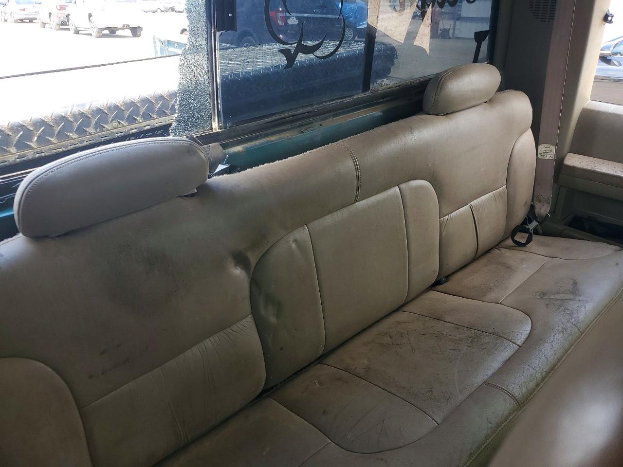 1997 Chevrolet Gmt-400 K1500 Two Tone vin: 2GCEK19R0V1207684