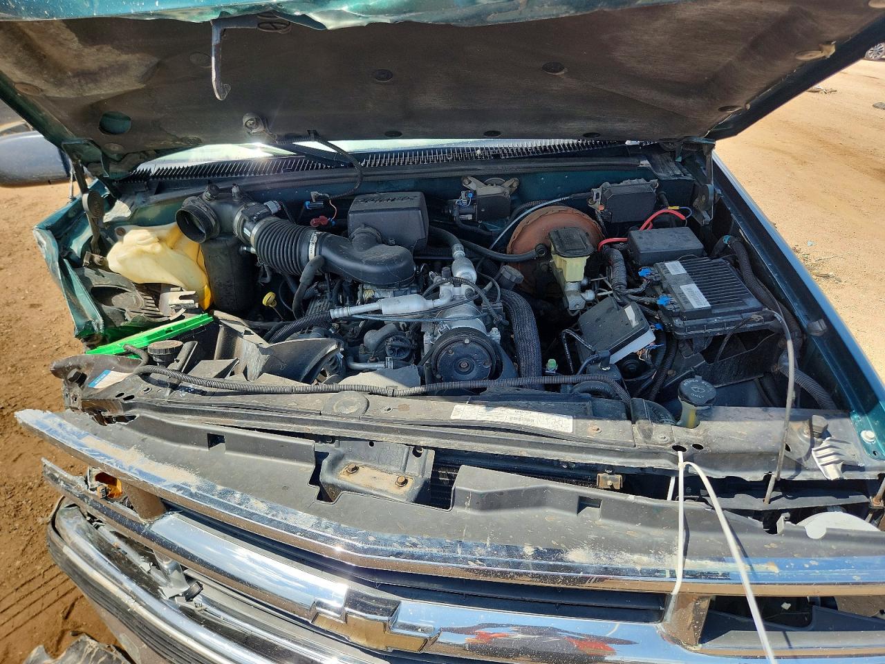 1998 Chevrolet Gmt-400 K1500 Green vin: 2GCEK19R0W1127268
