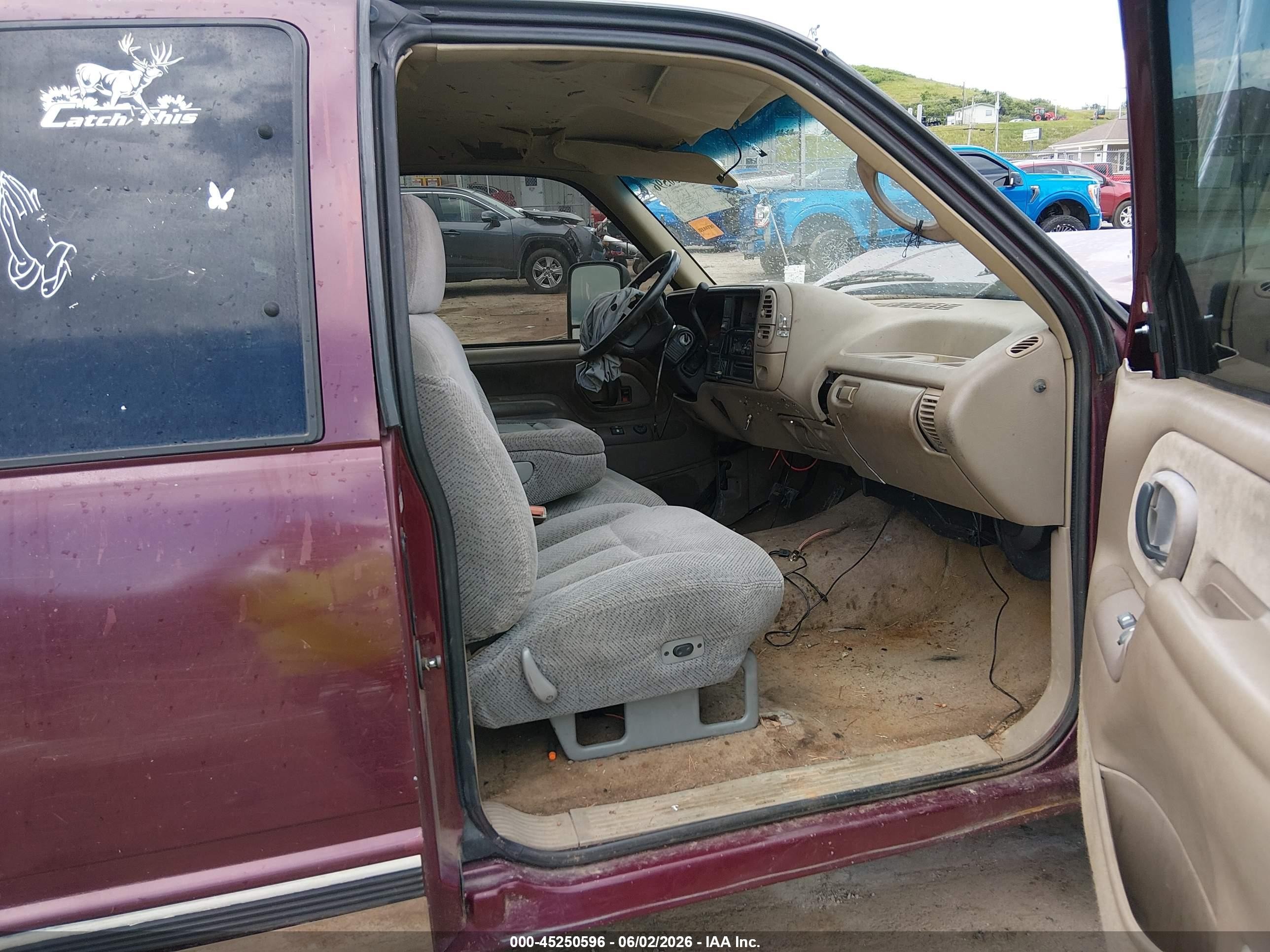 1996 Chevrolet Gmt-400 K1500 Maroon vin: 2GCEK19R1T1216875