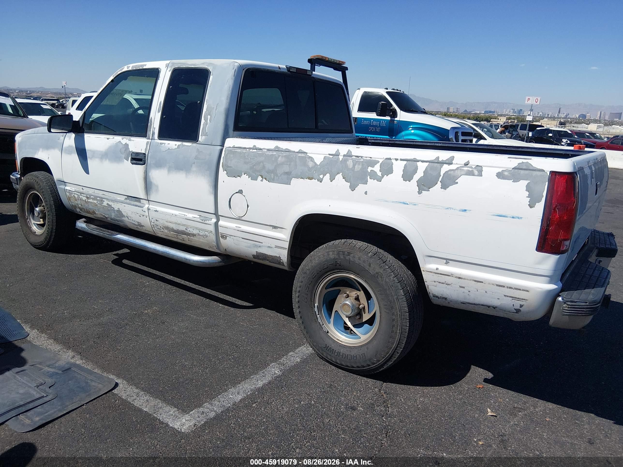 1997 Chevrolet K1500 Fleetside White vin: 2GCEK19R1V1129898