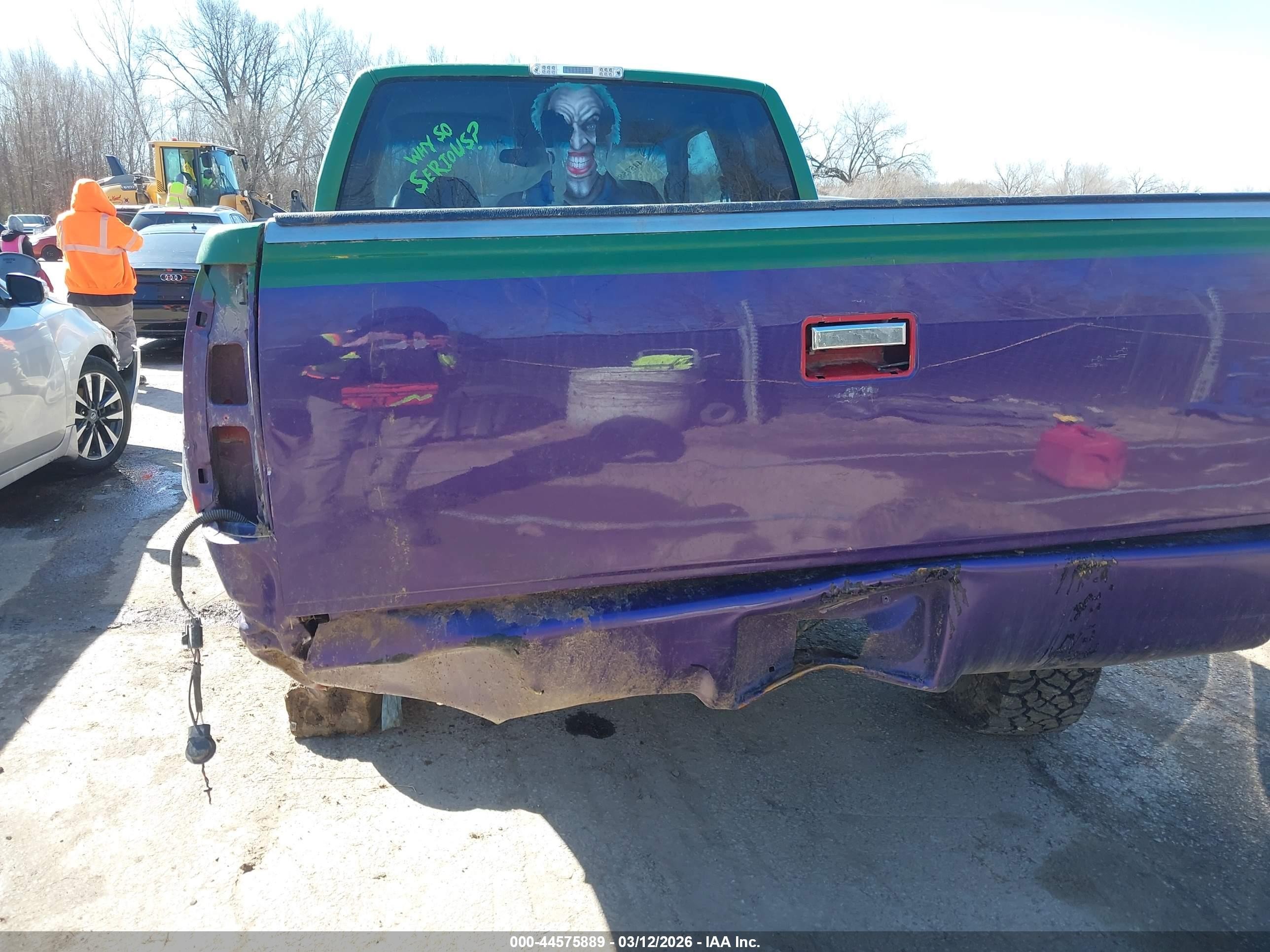 1997 Chevrolet K1500 Fleetside Green vin: 2GCEK19R1V1242525