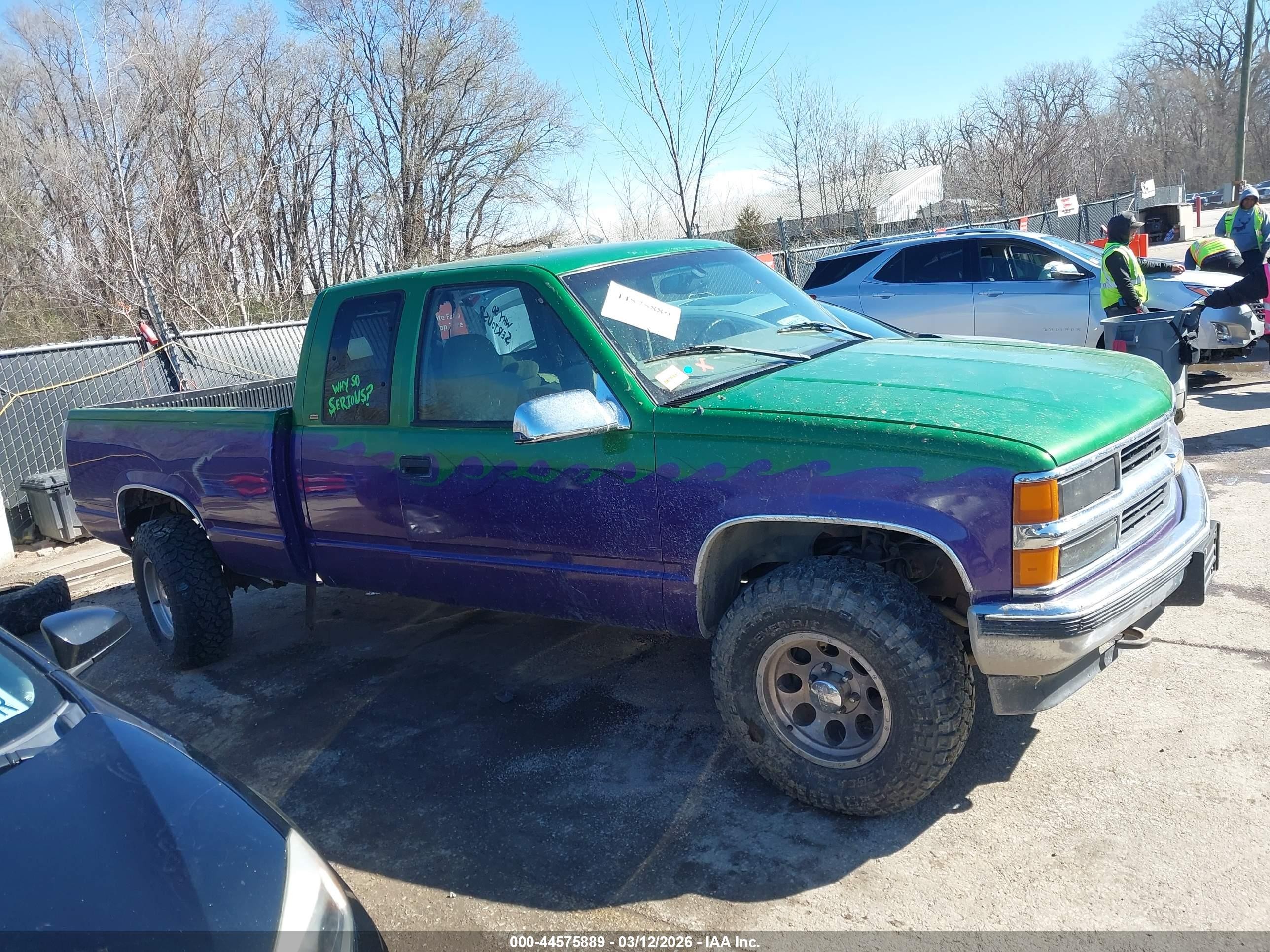 1997 Chevrolet K1500 Fleetside Green vin: 2GCEK19R1V1242525