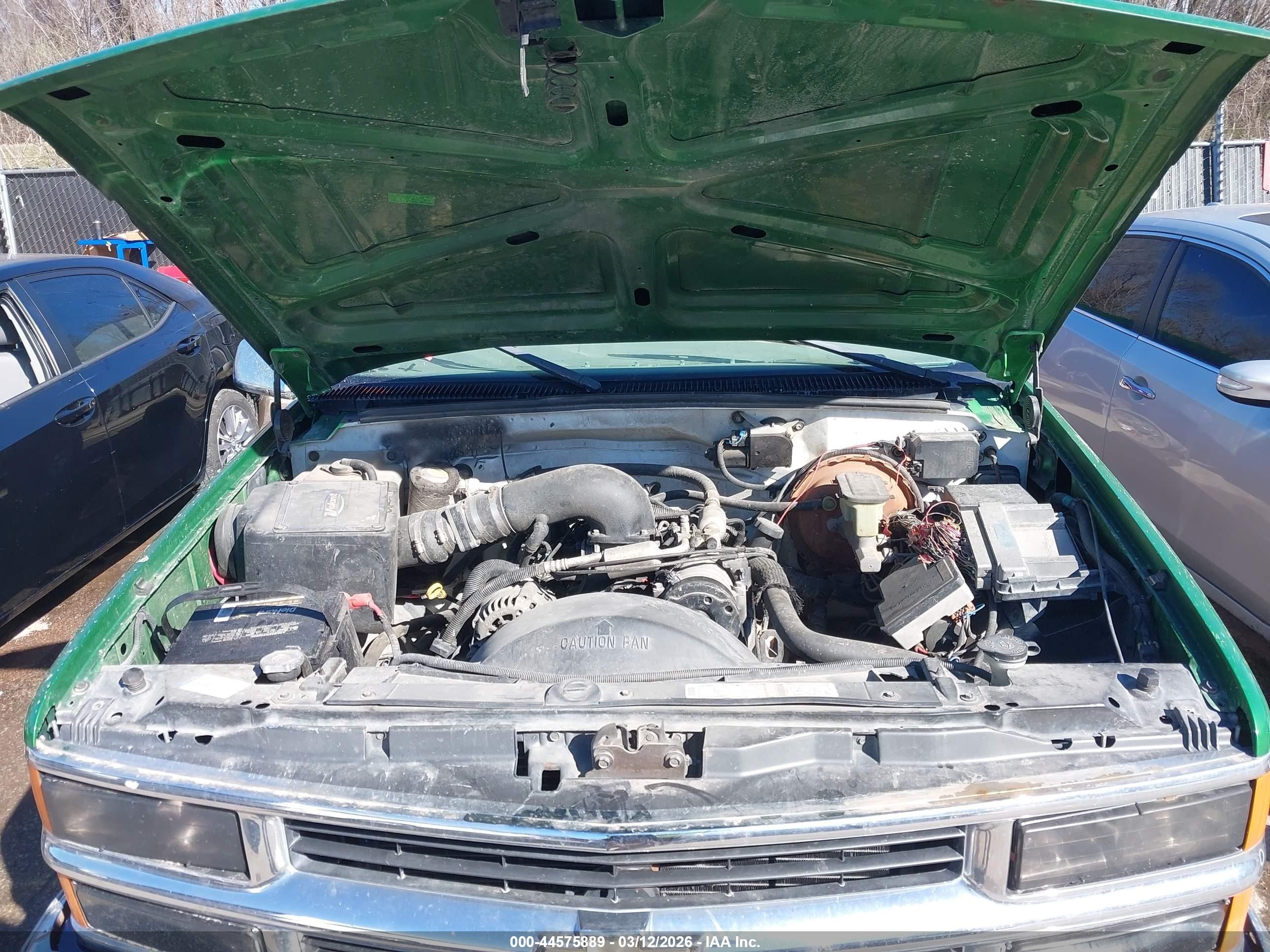 1997 Chevrolet K1500 Fleetside Green vin: 2GCEK19R1V1242525