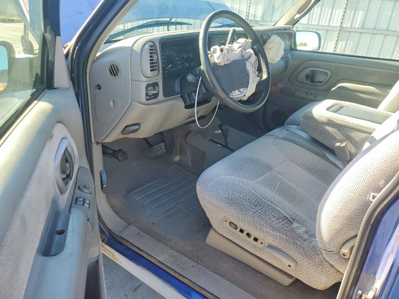 1997 Chev K1 Series Blue vin: 2GCEK19R1V1256473