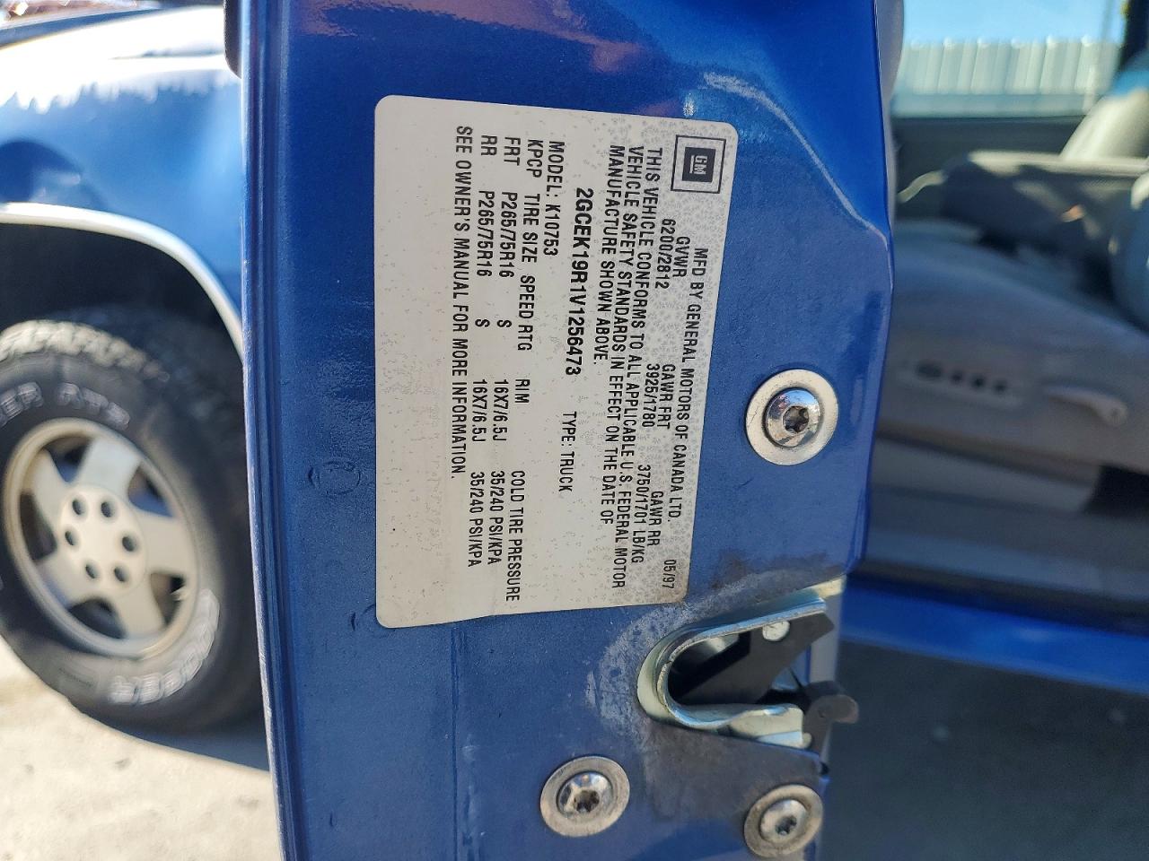 1997 Chev K1 Series Blue vin: 2GCEK19R1V1256473