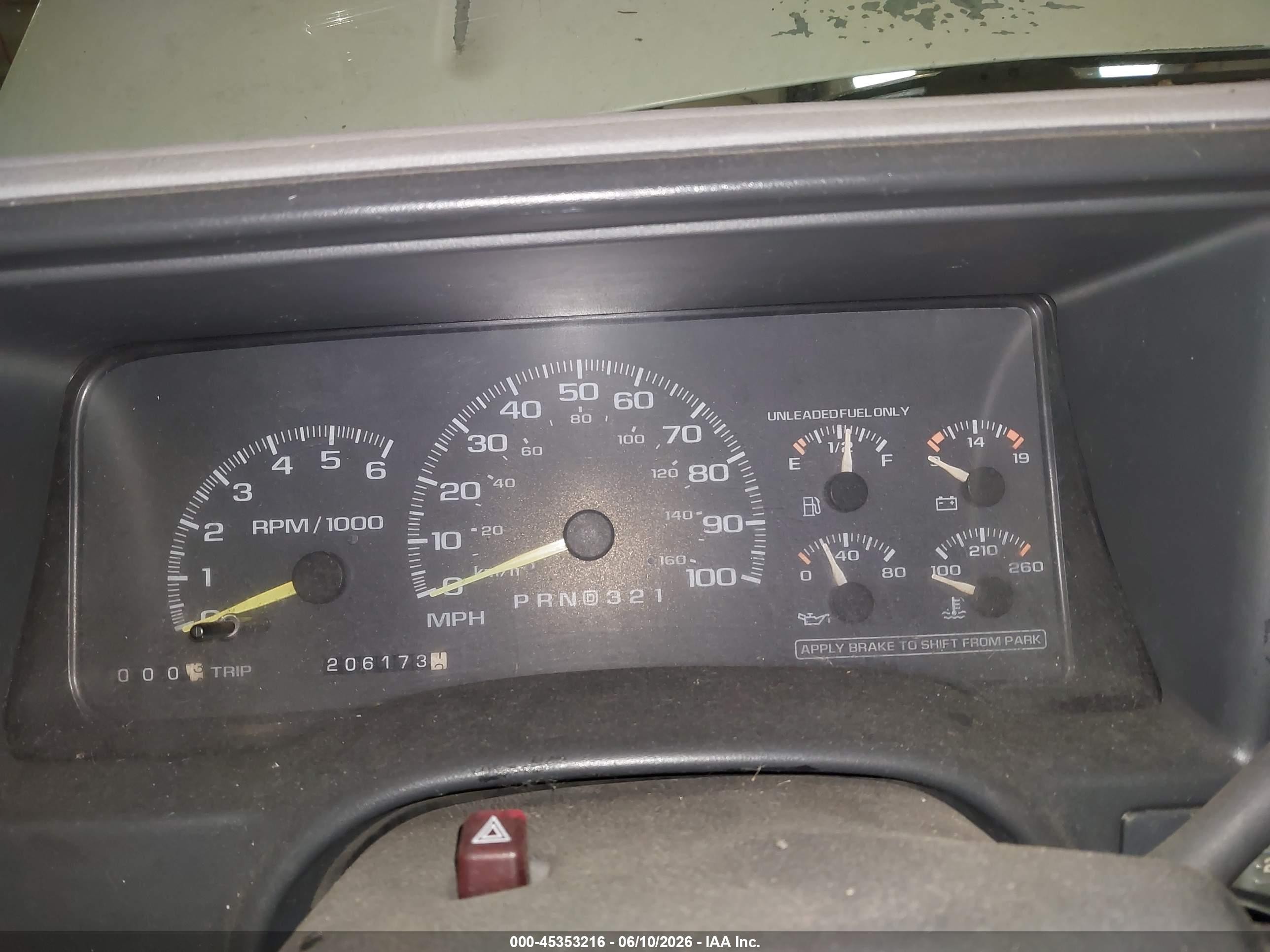 1998 Chevrolet C/k 1500 Fleetside White vin: 2GCEK19R1W1102329