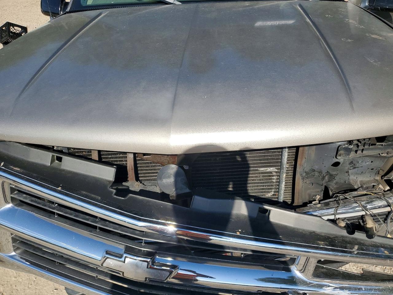1998 Chevrolet Gmt-400 K1500 Серебряный vin: 2GCEK19R1W1210224