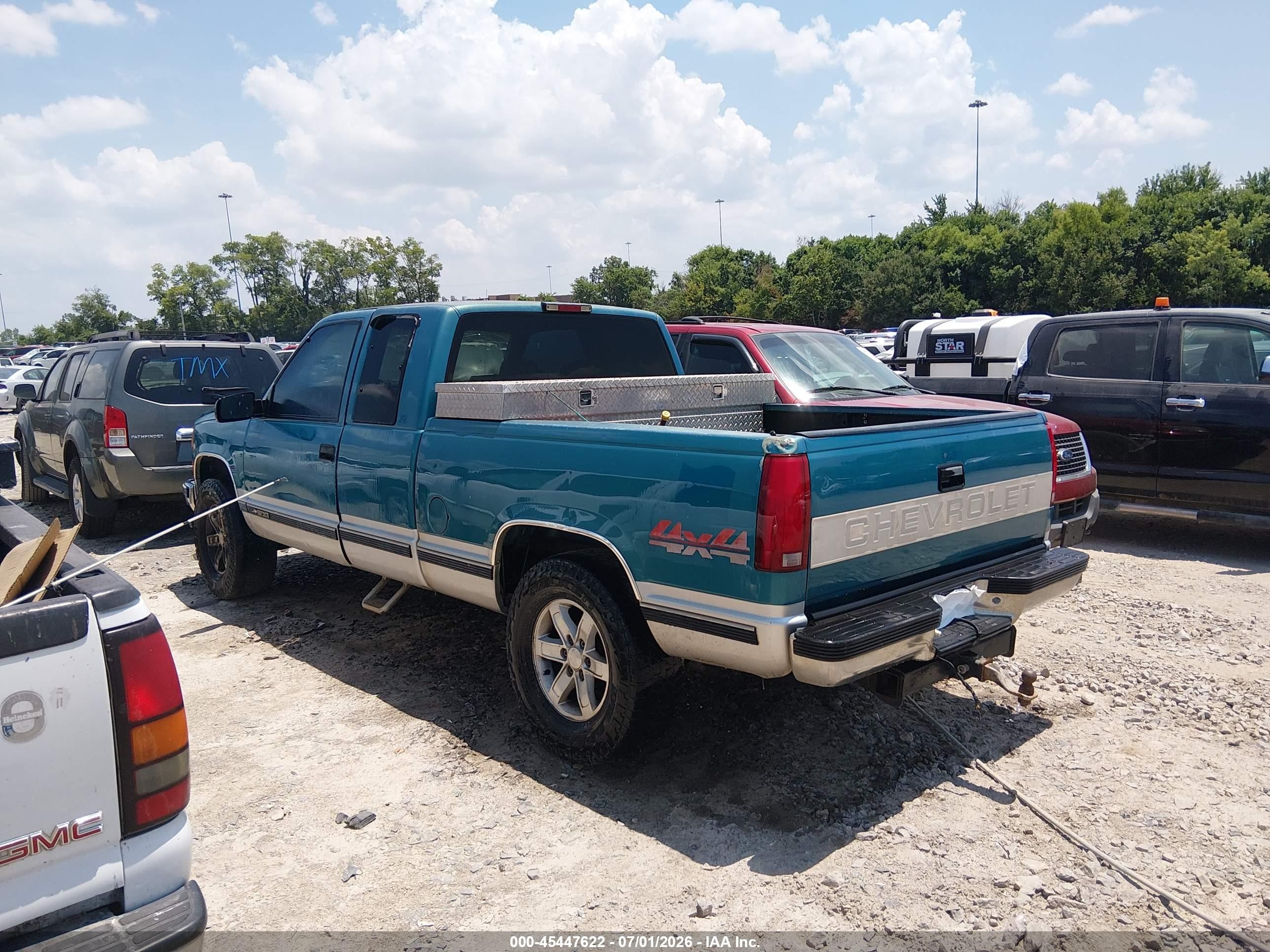 1997 Chevrolet K1500 Fleetside Green vin: 2GCEK19R2V1129912