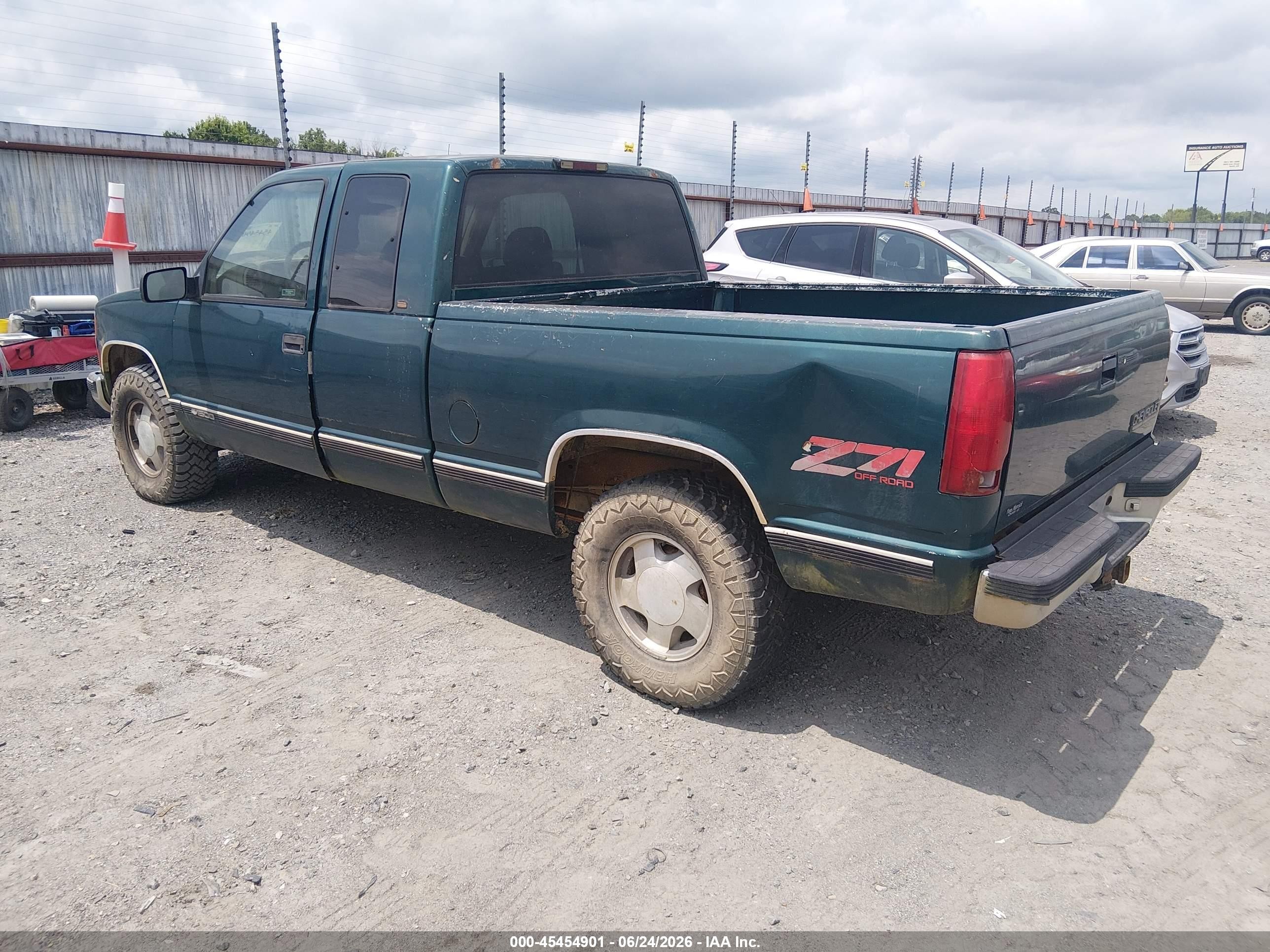 1998 Chevrolet C/k 1500 Fleetside Green vin: 2GCEK19R2W1145321
