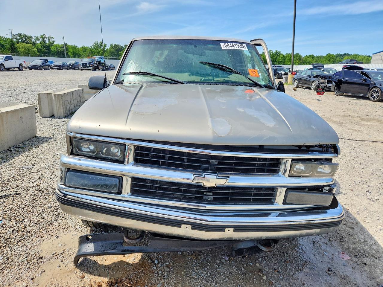 1998 Chevrolet Gmt-400 K1500 Beige vin: 2GCEK19R2W1224729