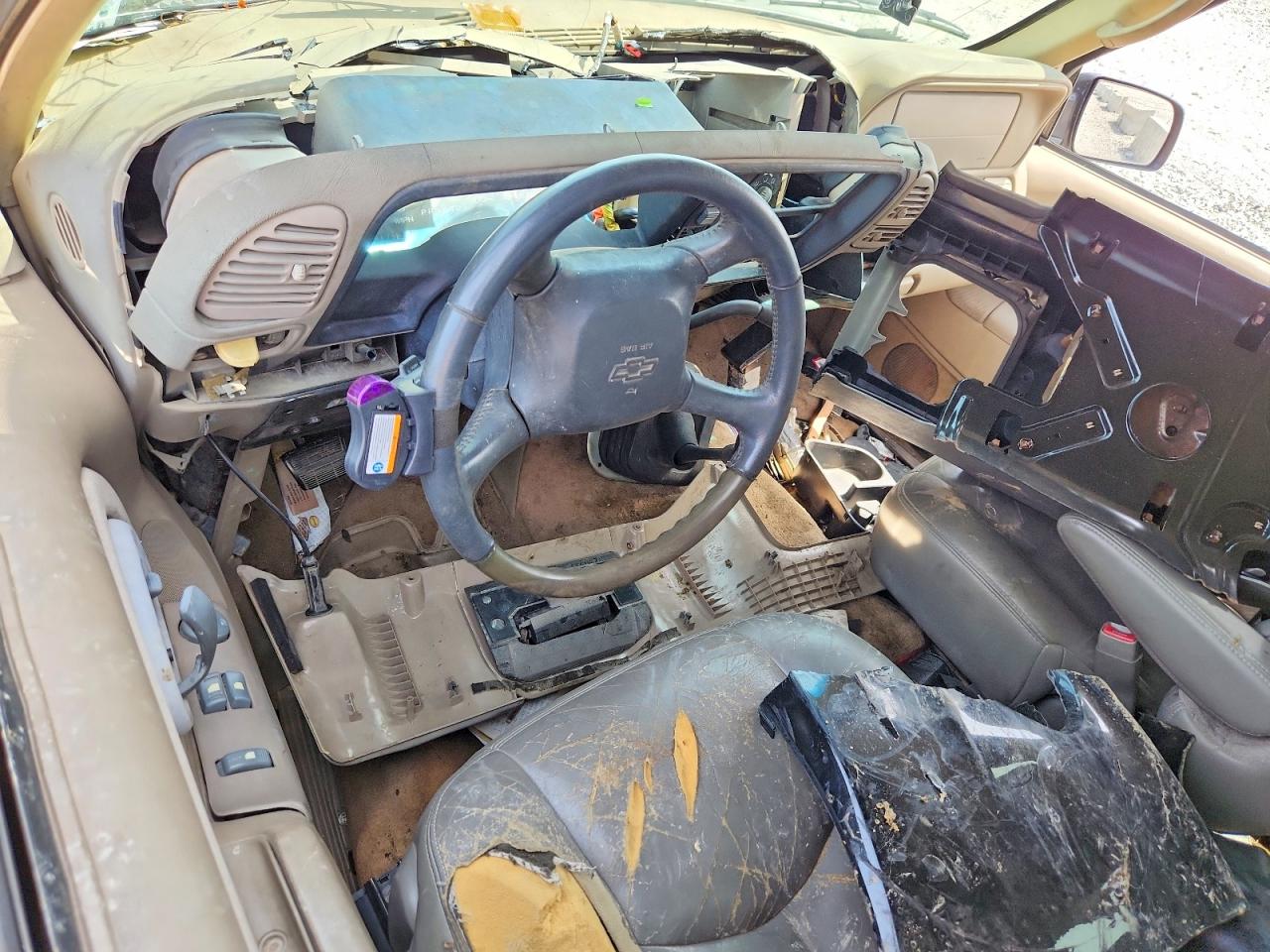 1998 Chevrolet Gmt-400 K1500 Beige vin: 2GCEK19R2W1224729