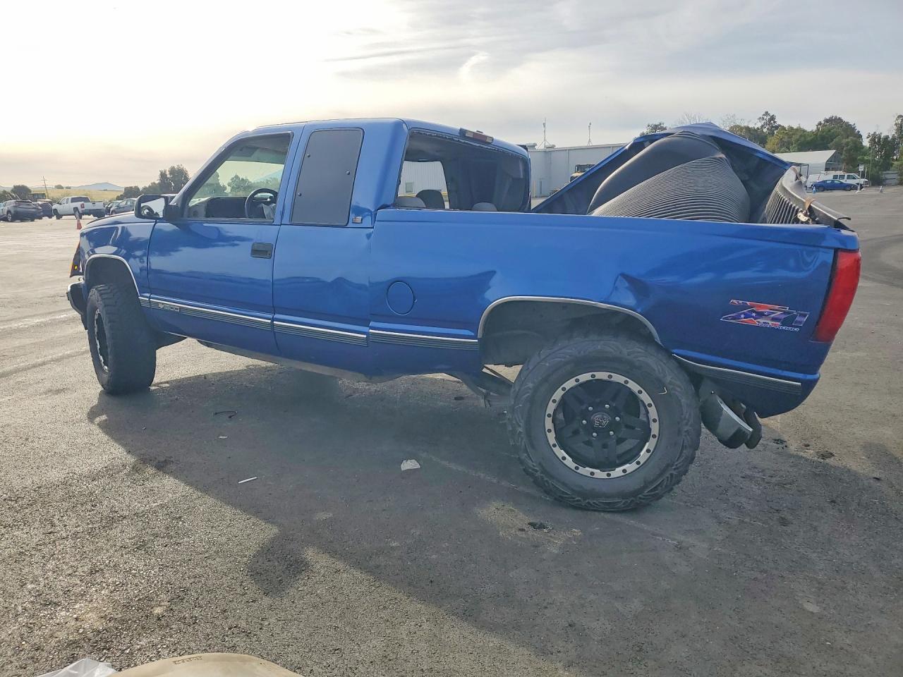1997 Chevrolet Gmt-400 K1500 Синий vin: 2GCEK19R3V1106753