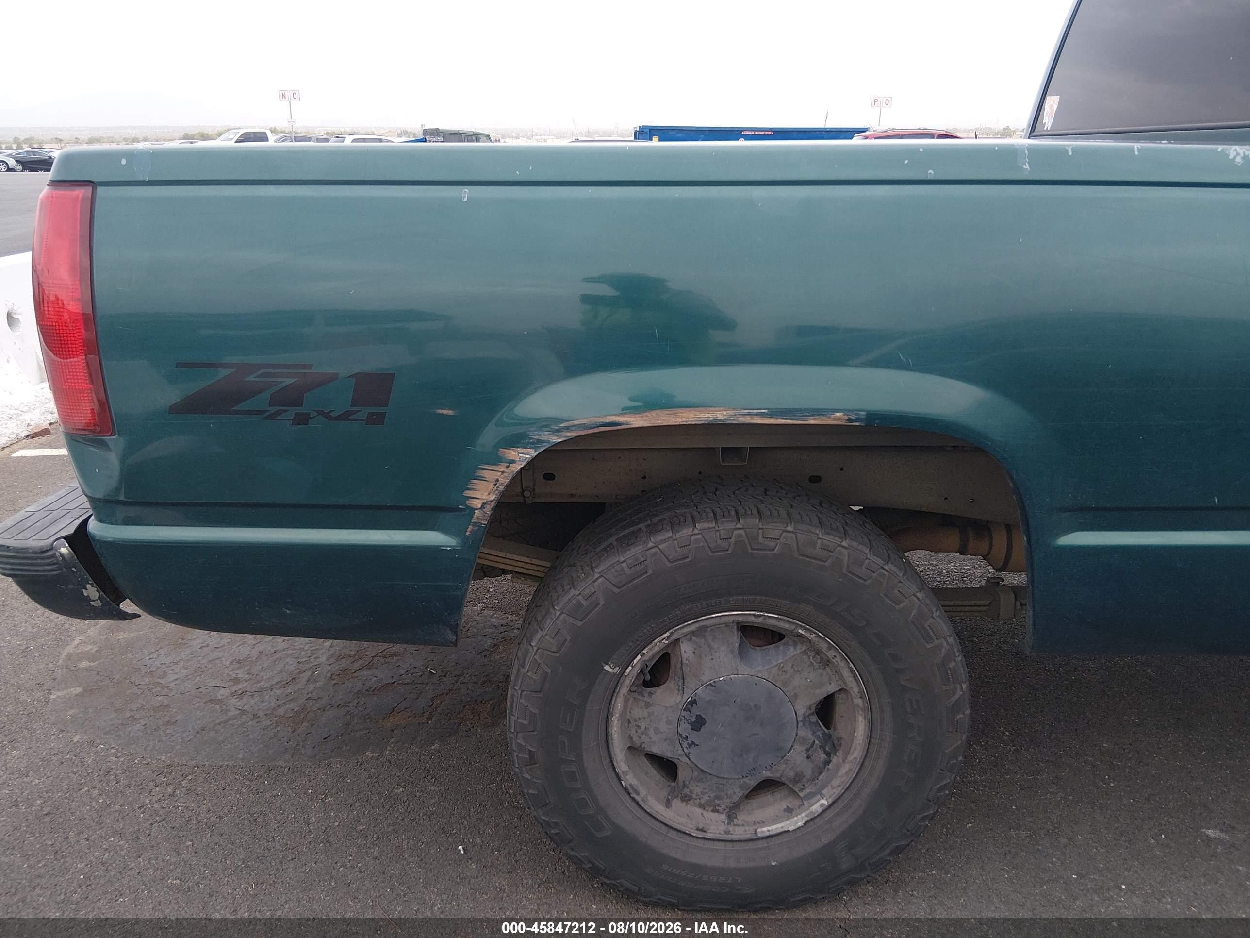 1997 Chevrolet K1500 Fleetside Green vin: 2GCEK19R3V1227704